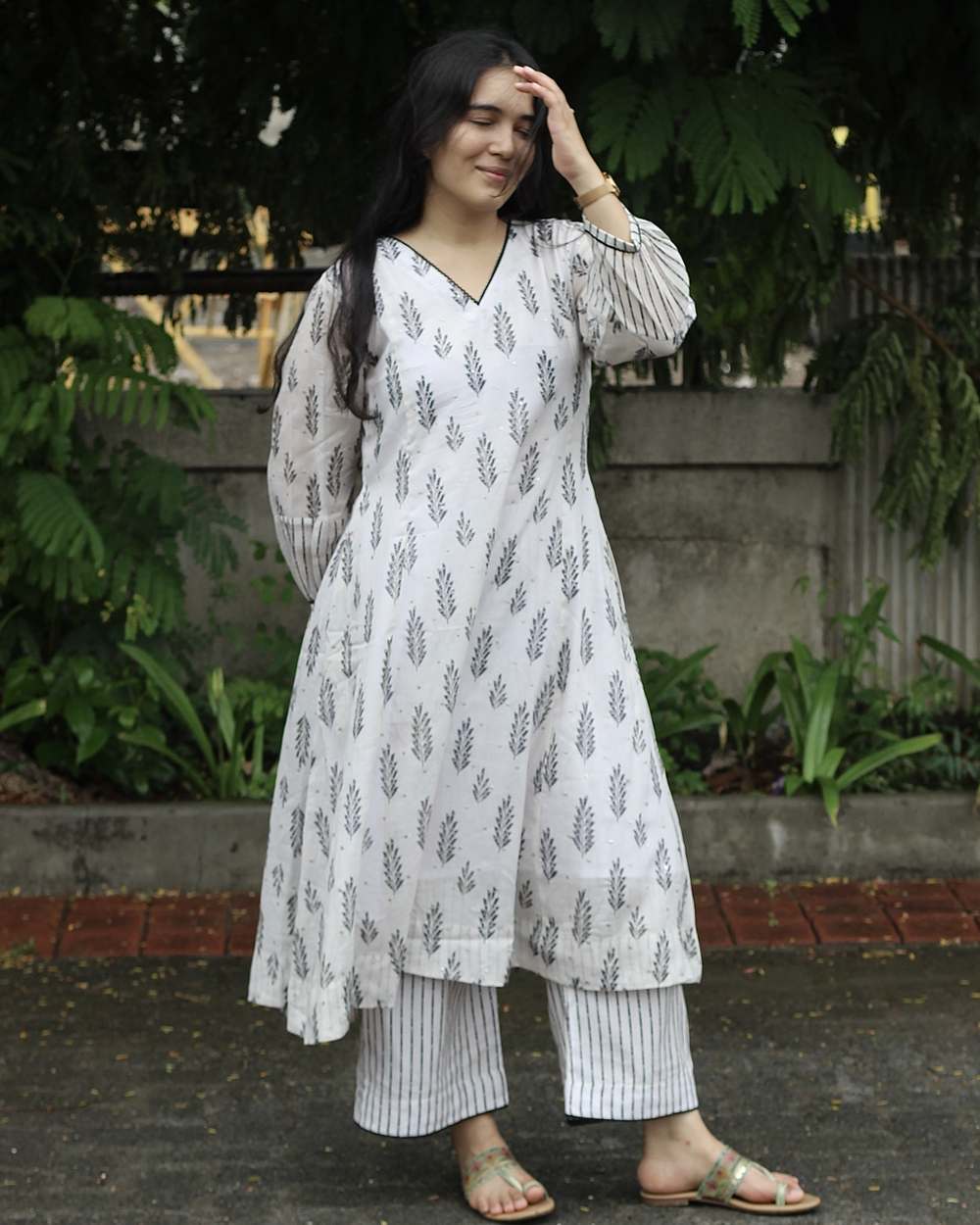 Inaya Mul Chanderi Kurta Set - Set of 2