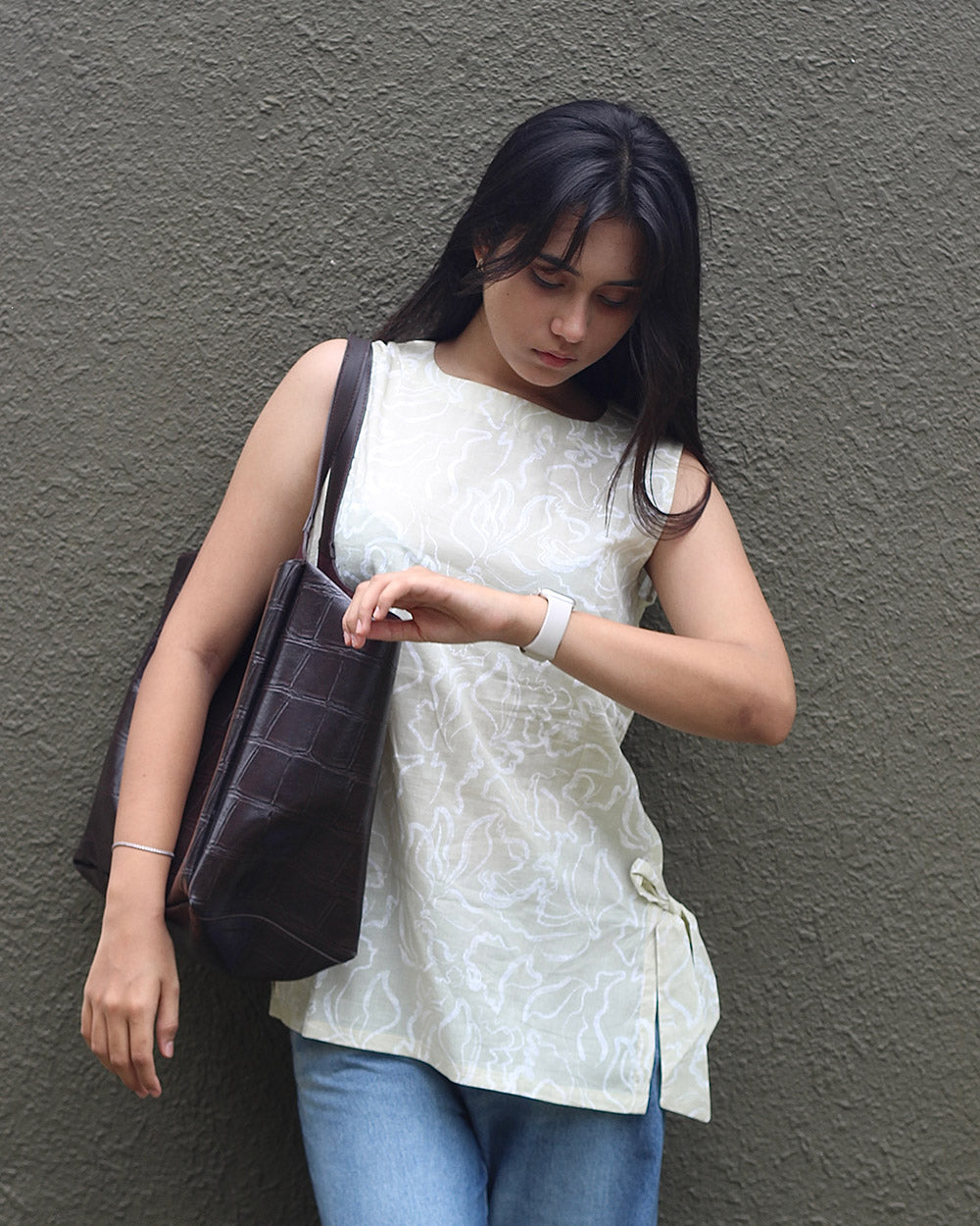Adaa Light Pista Short Kurta