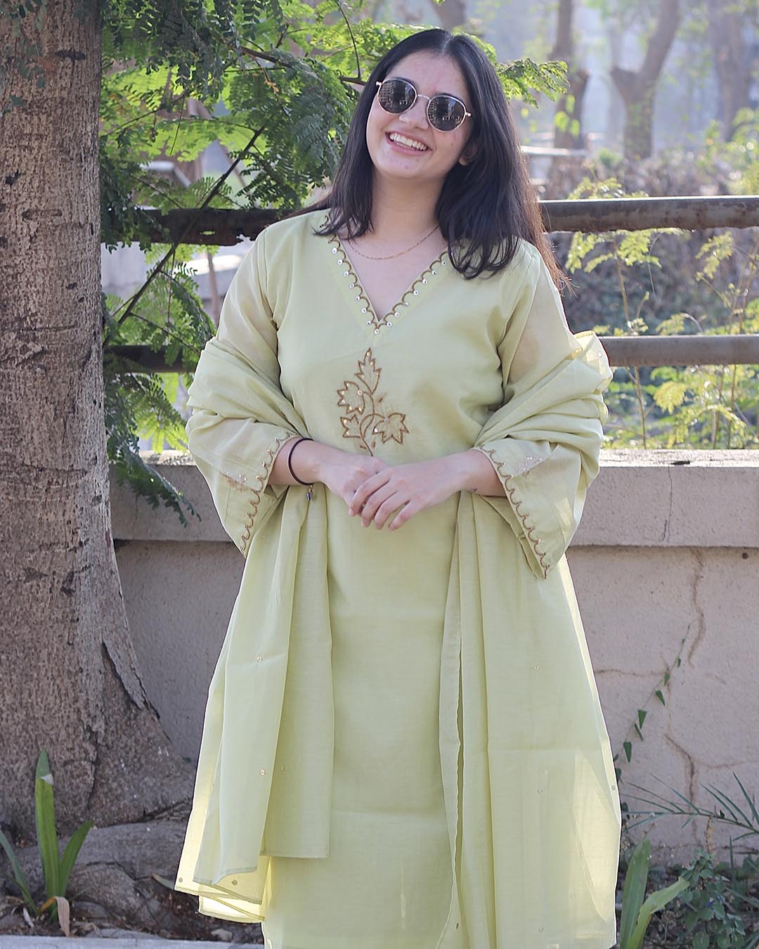 Zariya Mul Chanderi Kurta Set with Dupatta- Set of 3