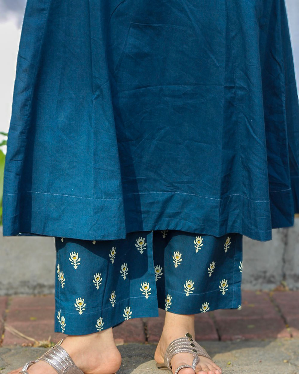 Sarang Pure Cotton Kurta Set - Set of 2