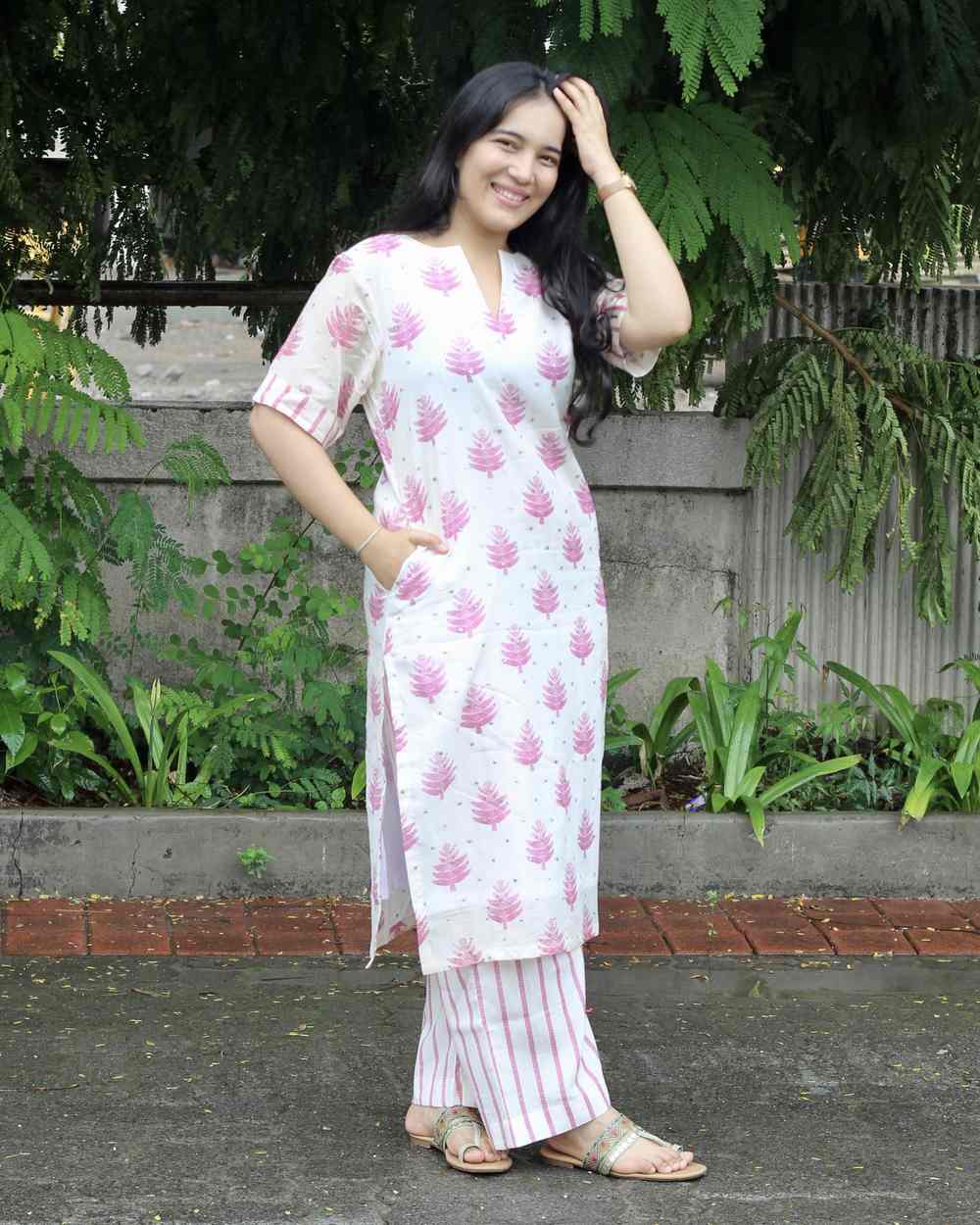 Piya Mul Chanderi Kurta Set - Set of 2