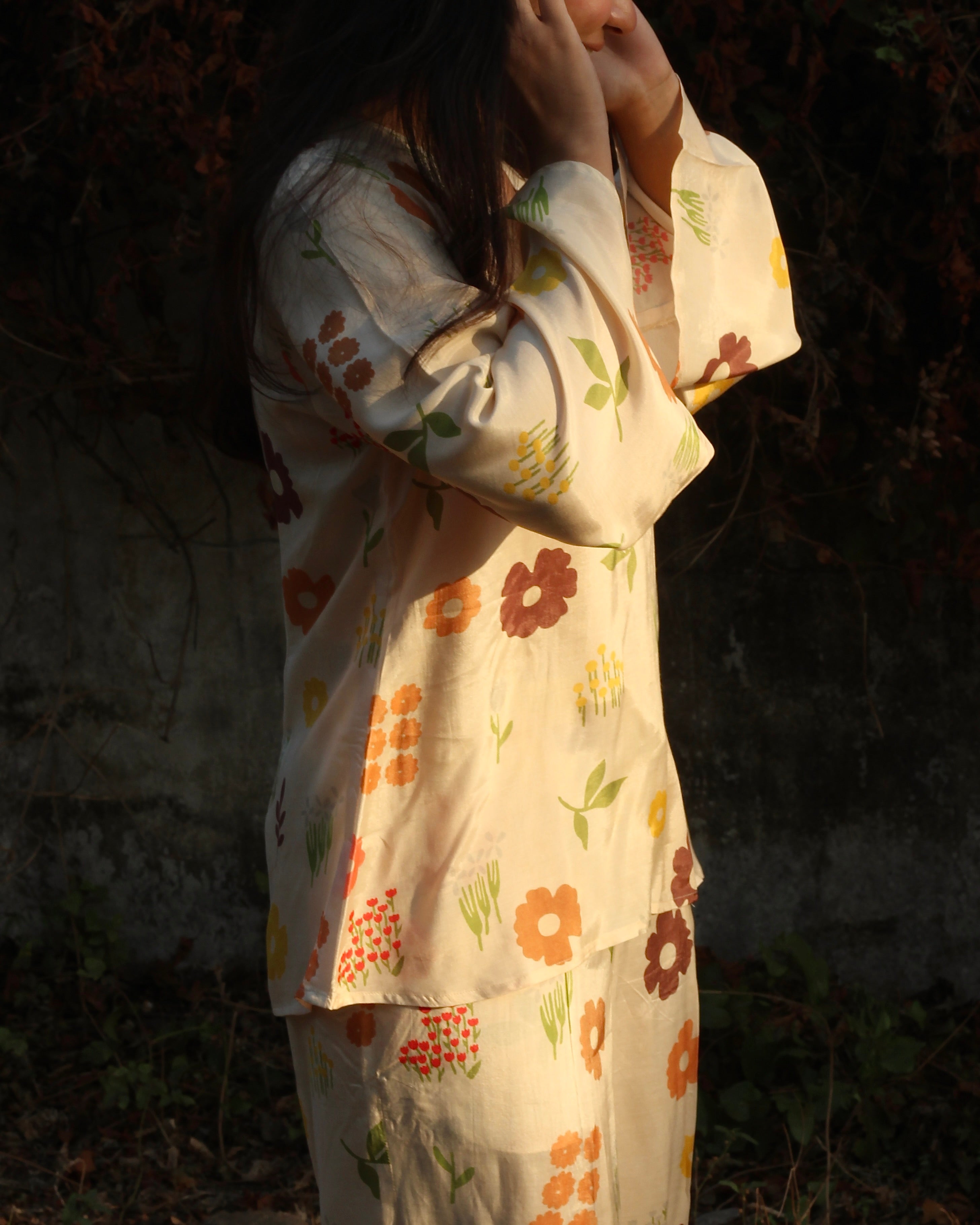 Chic V-neck top with anchor detailing in light yellow