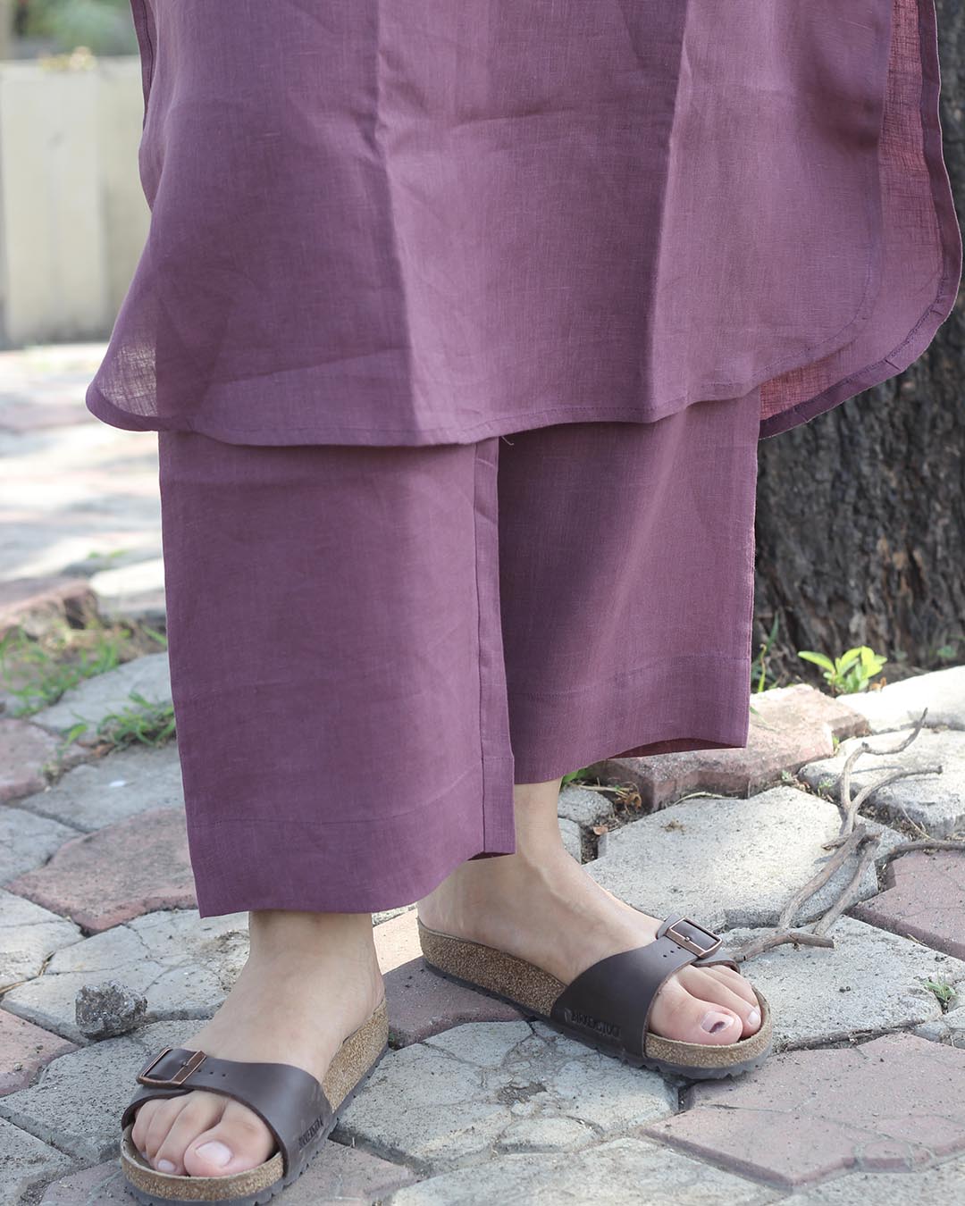 Plum Premium Linen Kurta Set