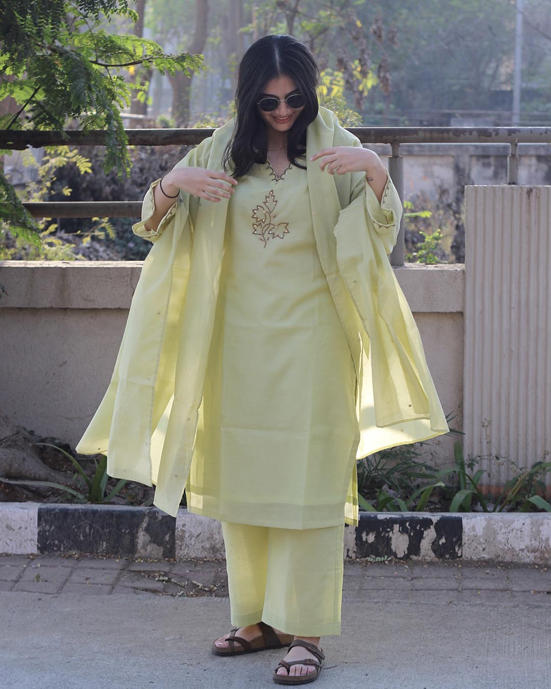 Zariya Mul Chanderi Kurta Set with Dupatta- Set of 3