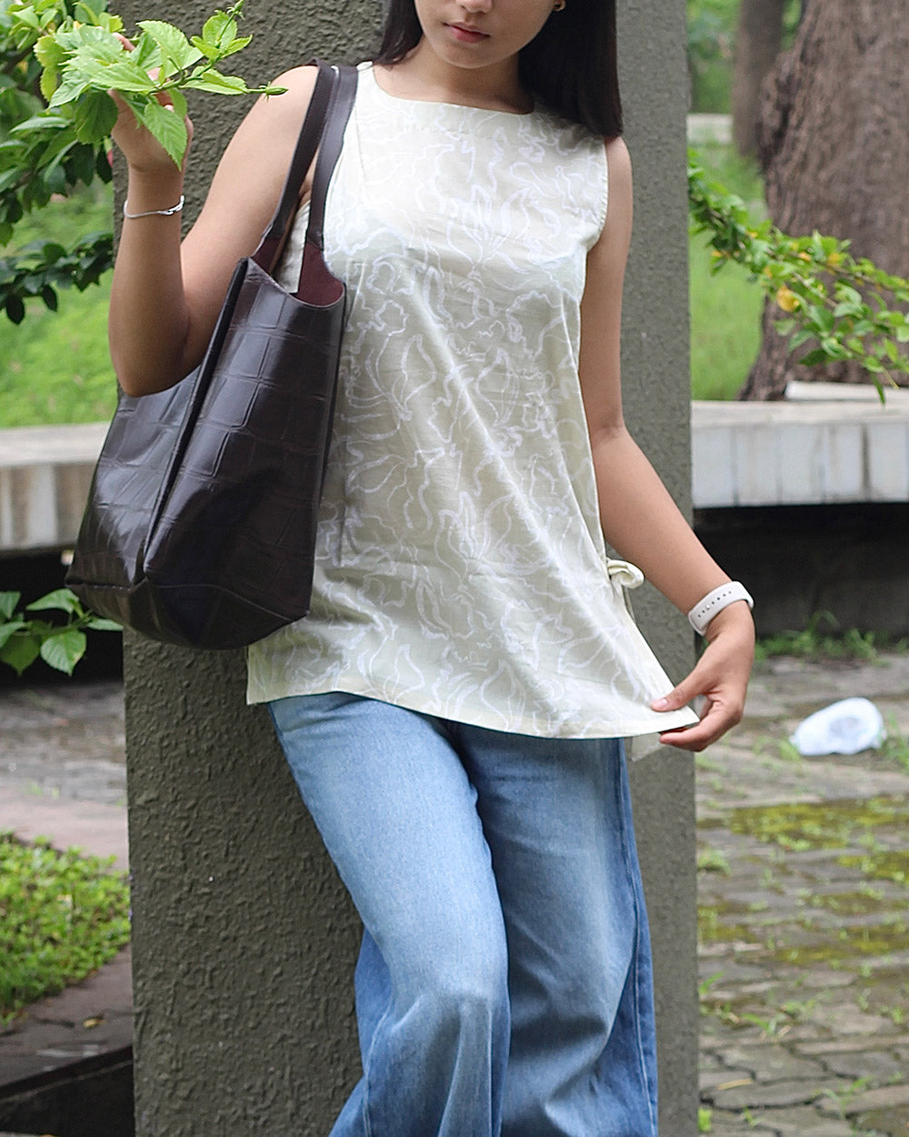 Adaa Light Pista Short Kurta