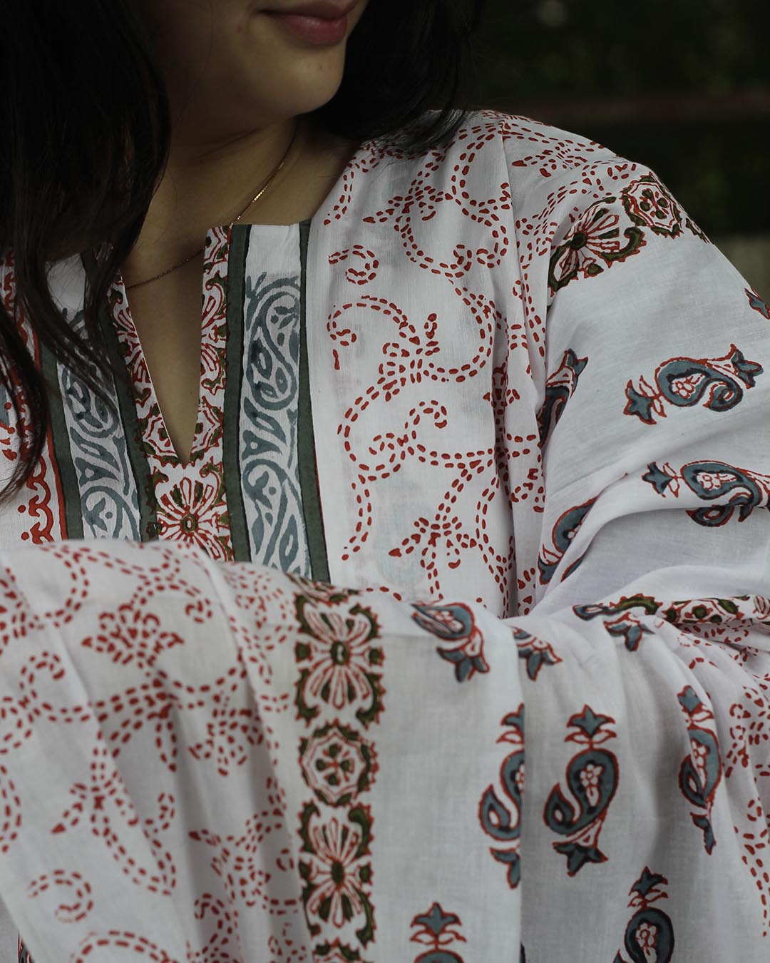 Noor White  Handblock Printed- 3 Piece Suit set