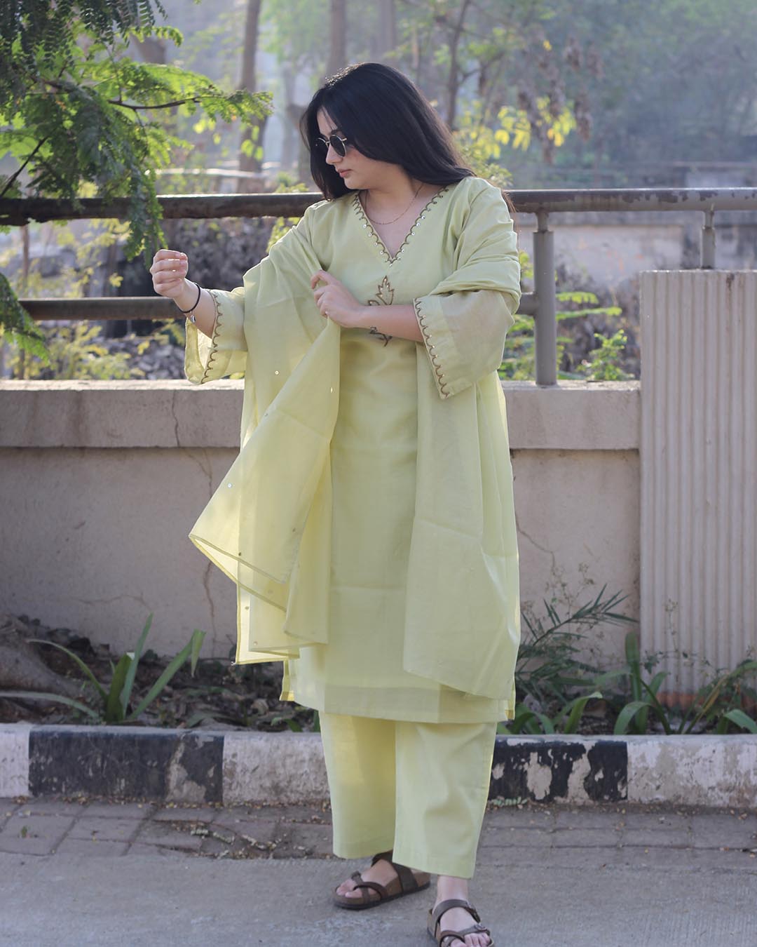Zariya Mul Chanderi Kurta Set with Dupatta- Set of 3