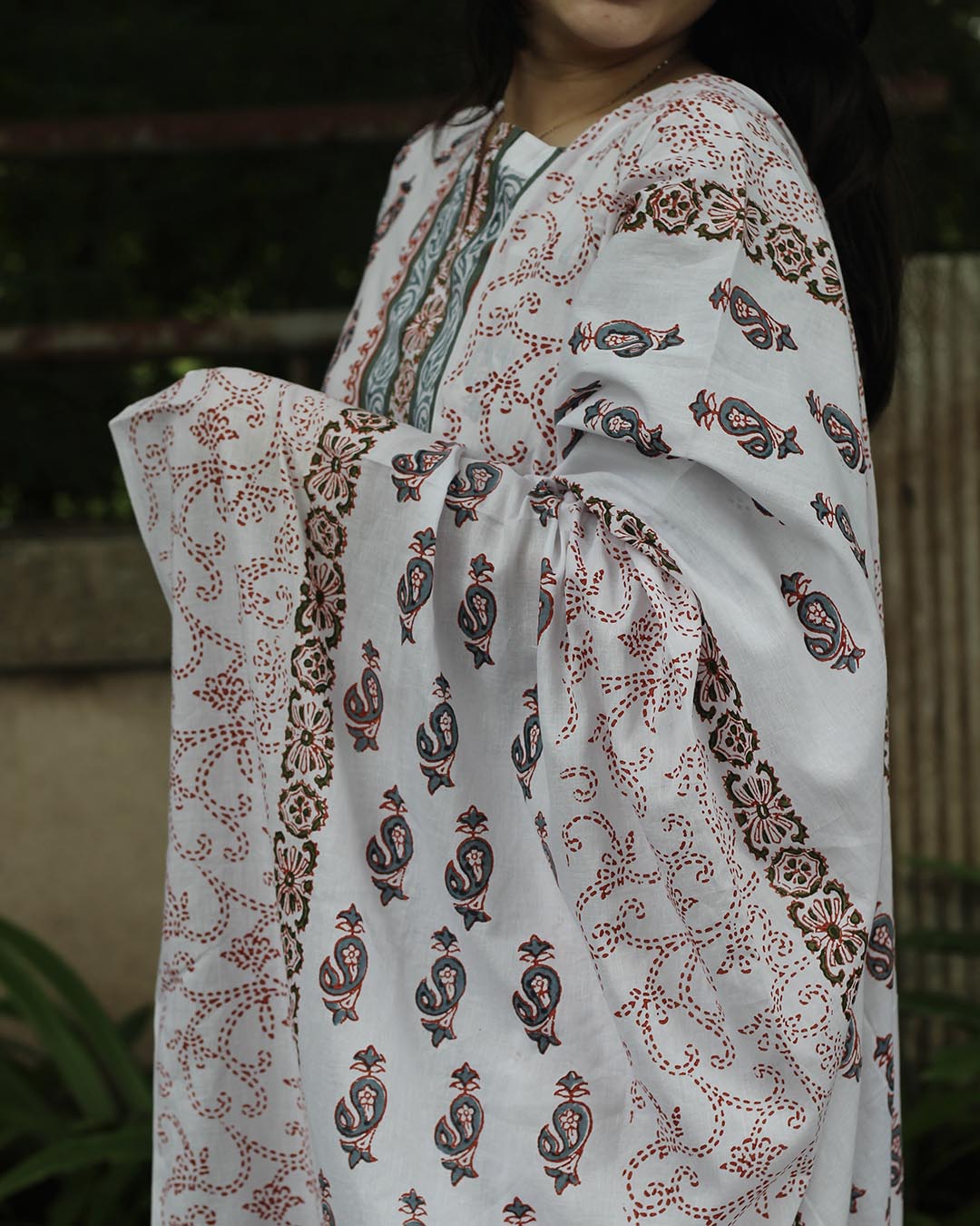 Noor White  Handblock Printed- 3 Piece Suit set