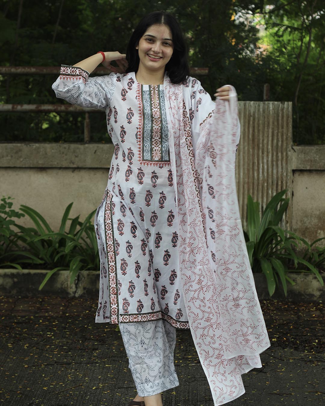 Noor White  Handblock Printed- 3 Piece Suit set