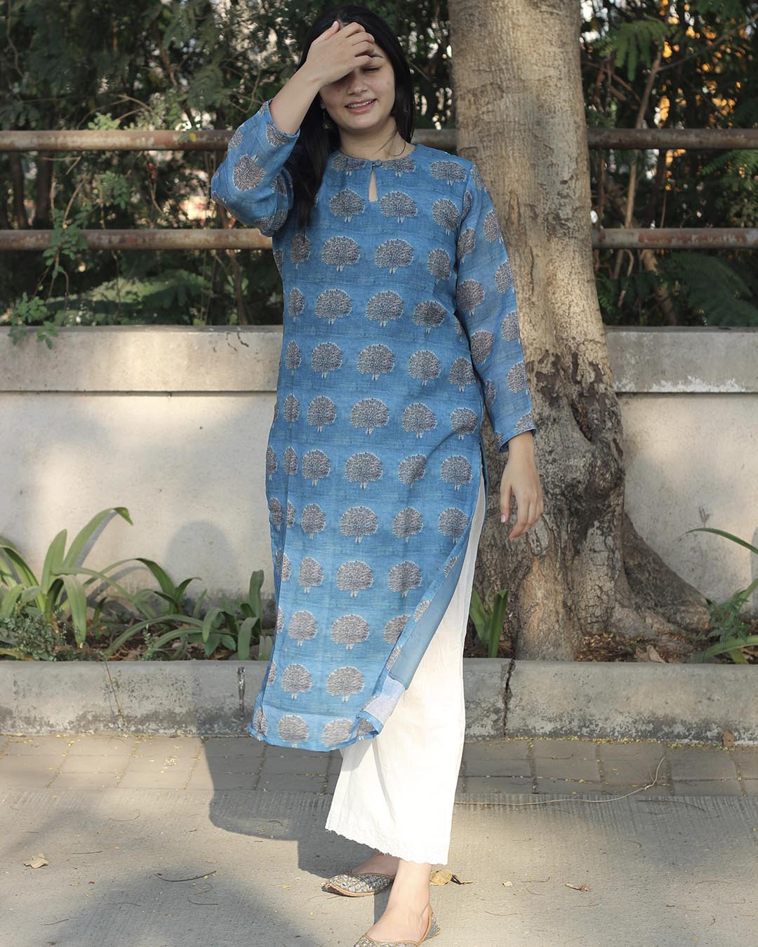 Mystic blue Printed Linen kurta with Lining