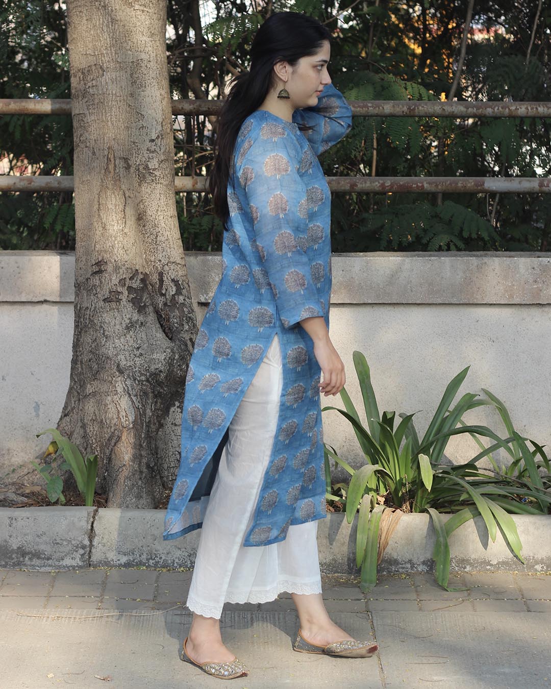Mystic blue Printed Linen kurta with Lining