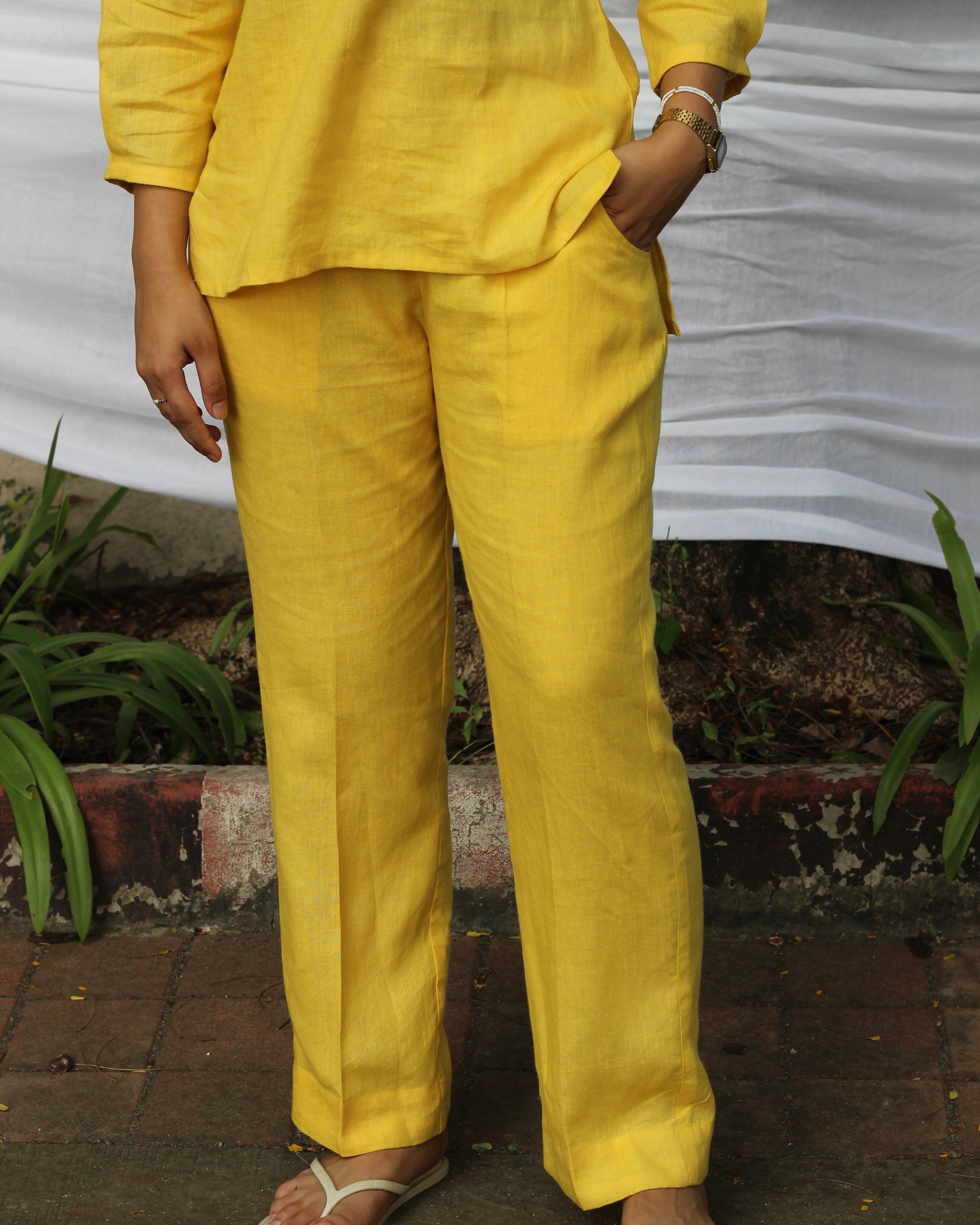 Linen pants with pockets