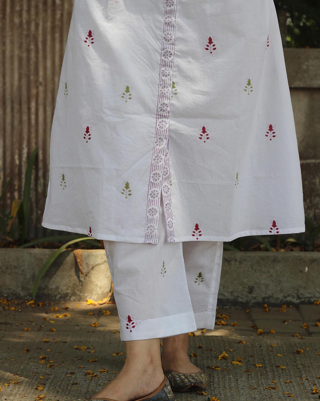 Maroon meadow kurta set in pure cotton - Set of 2