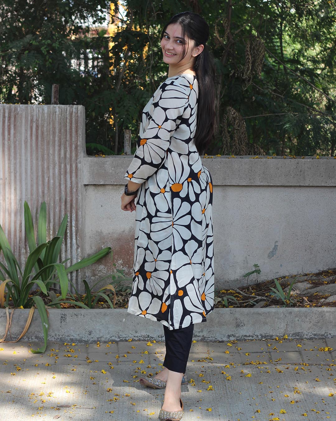 Kiara Floral Printed Cotton Silk Kurta with Cotton Lining