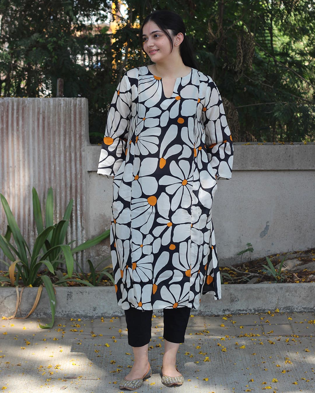 Kiara Floral Printed Cotton Silk Kurta with Cotton Lining