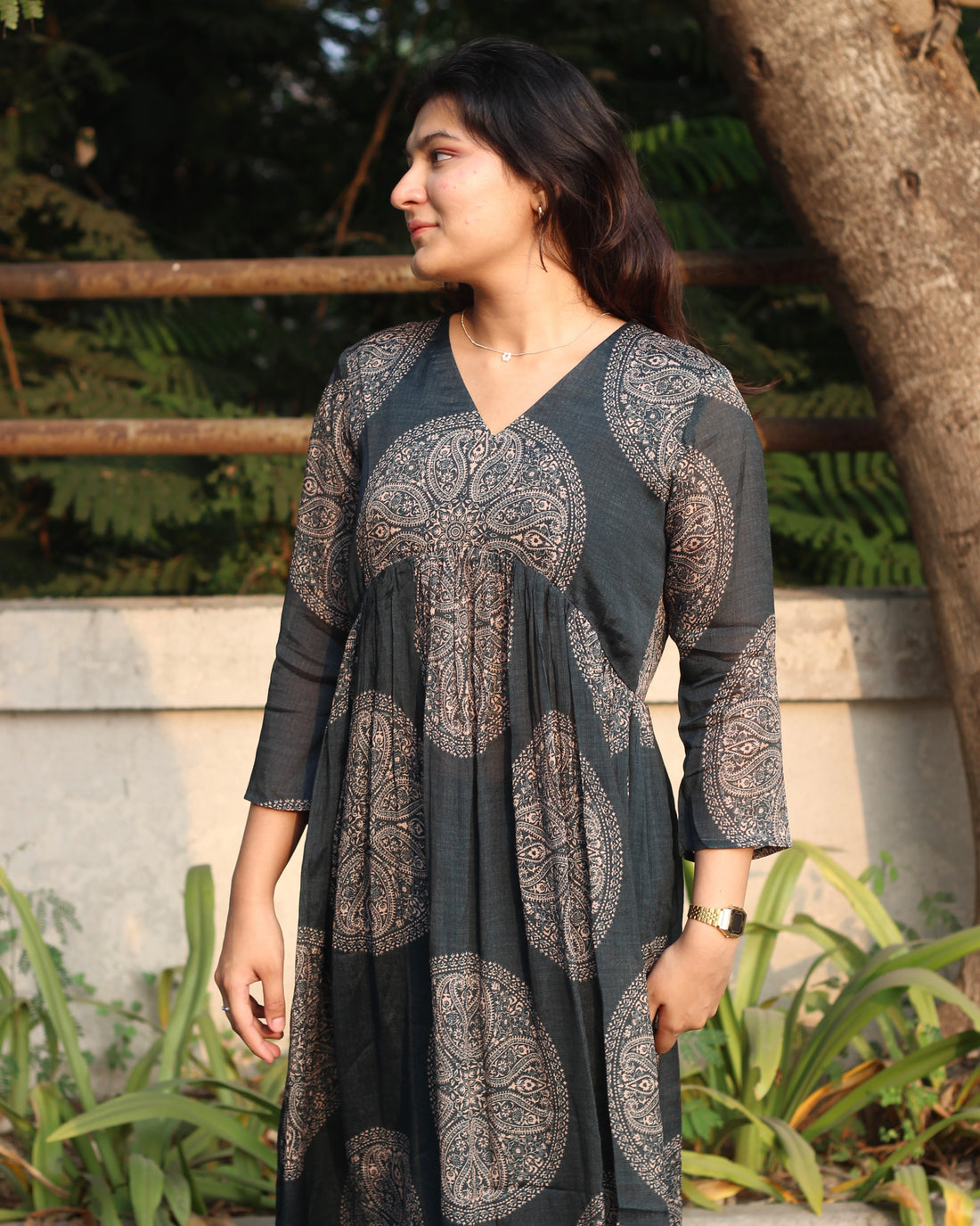 Dark grey Alia cut Chinon kurta with Ajrakh print and contrasting striped pants_2