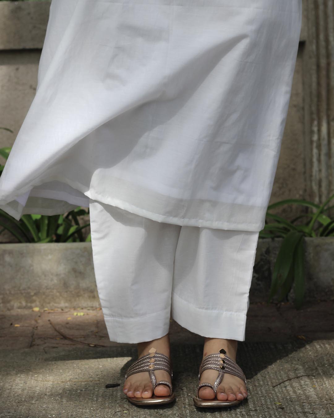 Mul Chanderi White Kurta Set- Set of 2