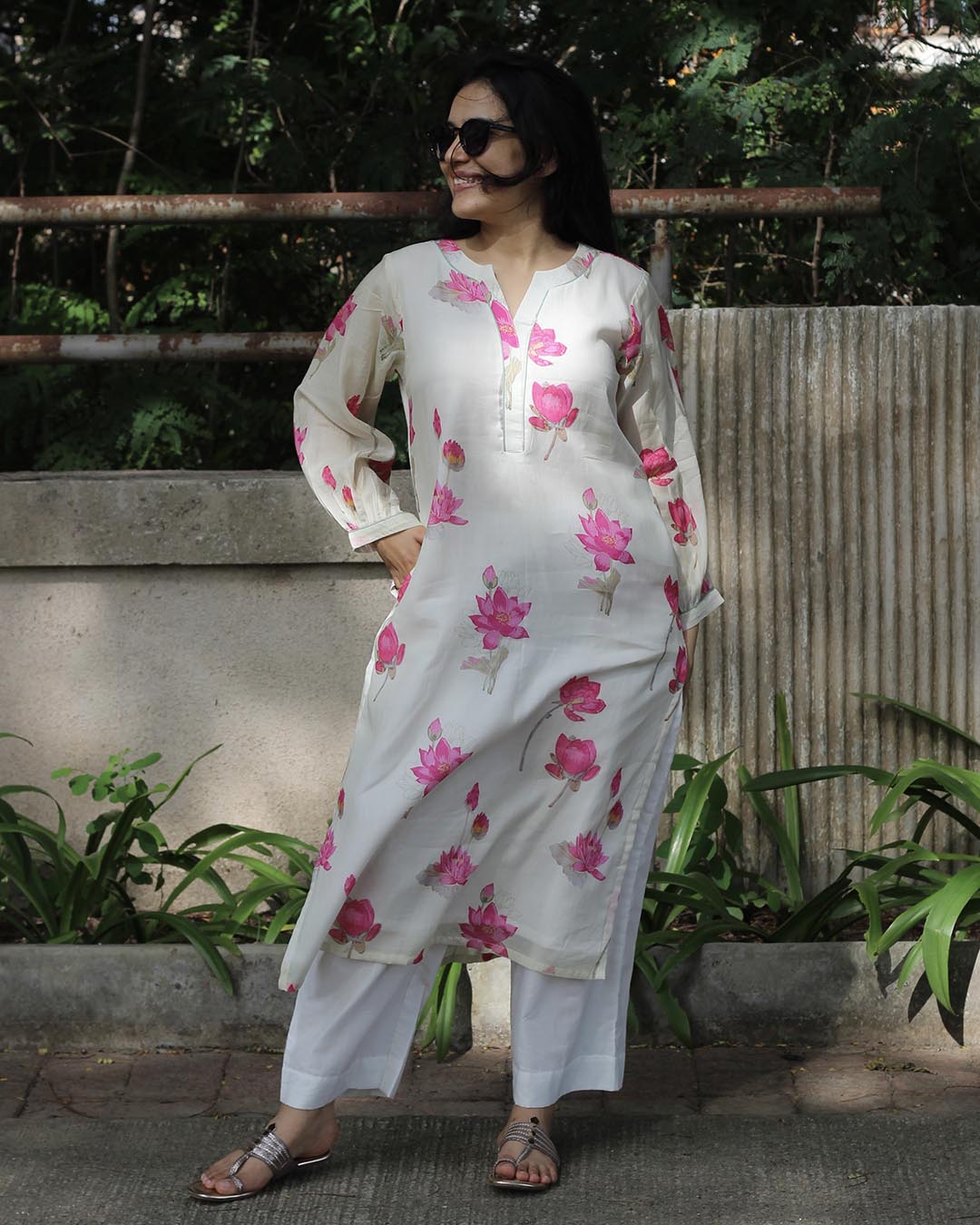 Ava floral Long kurta in Pure cotton