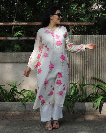 Ava floral Long kurta in Pure cotton