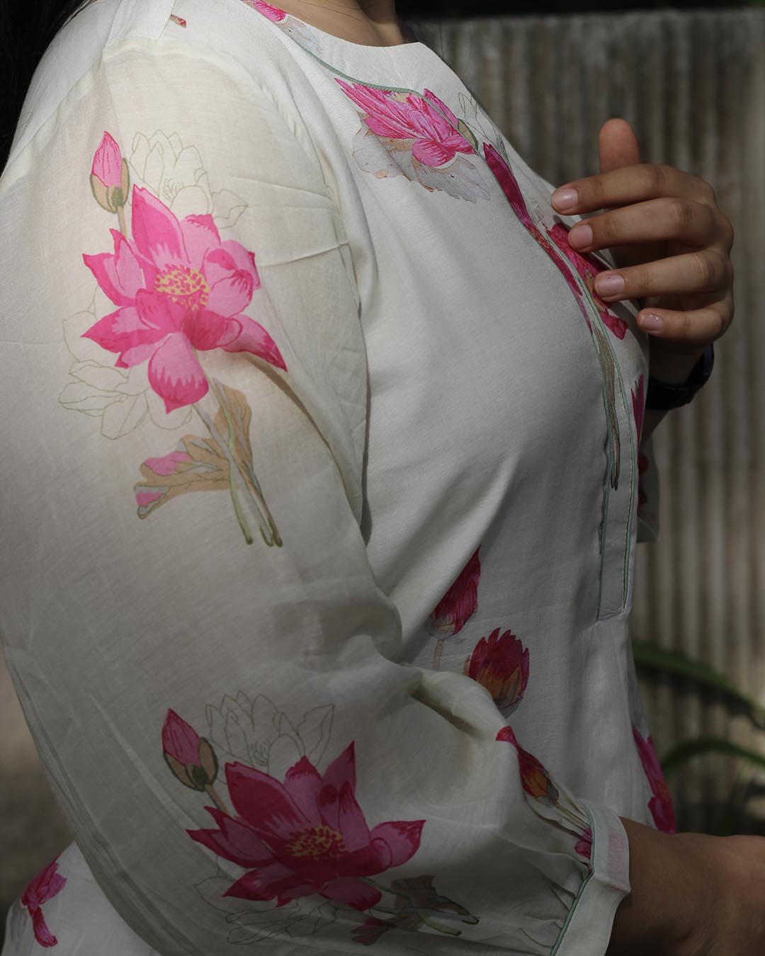 Ava floral Long kurta in Pure cotton