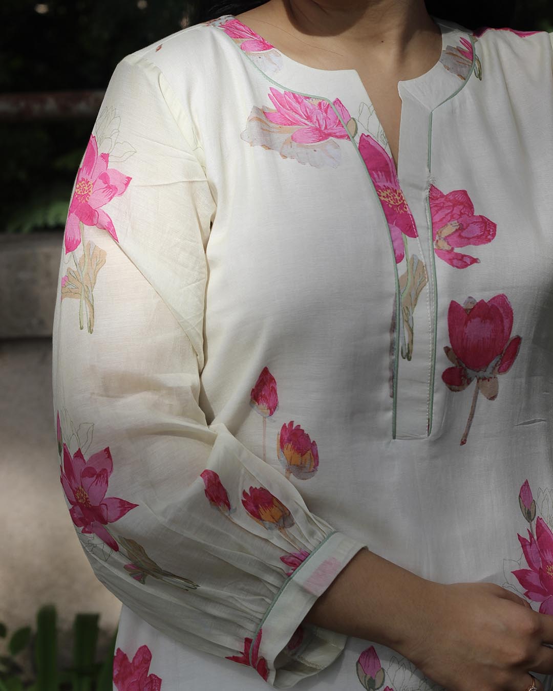 Ava floral Long kurta in Pure cotton
