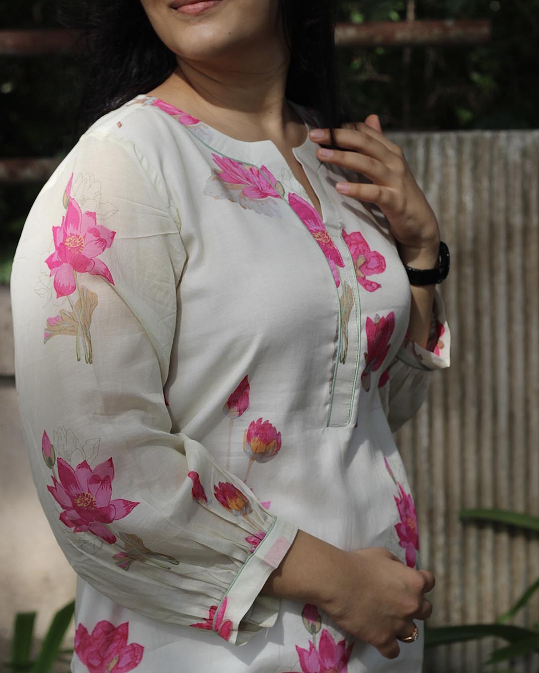 Ava floral Long kurta in Pure cotton