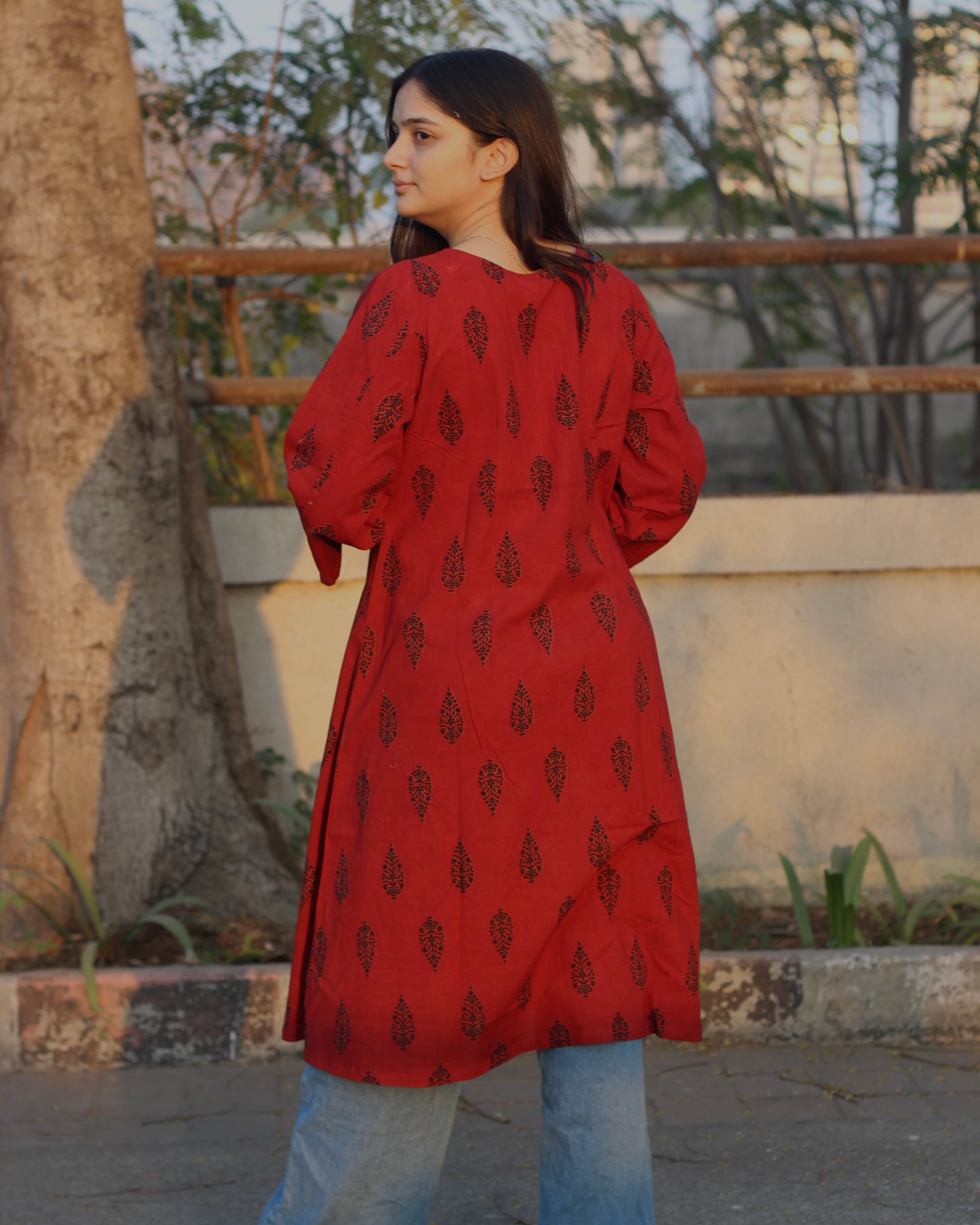 Back picture of Kurta - Red