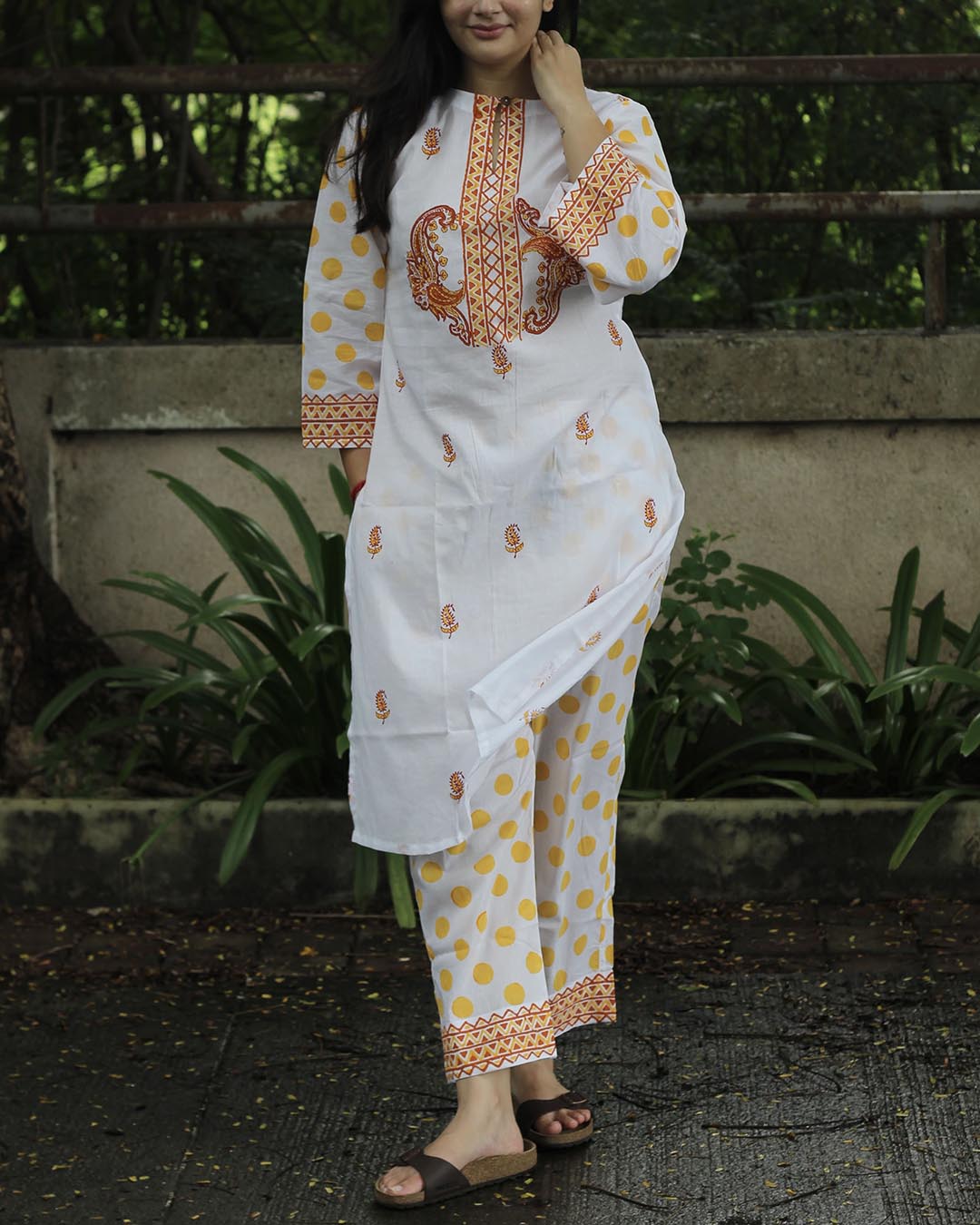 Sunny white Handblock Printed Kurta Set- Set of 2