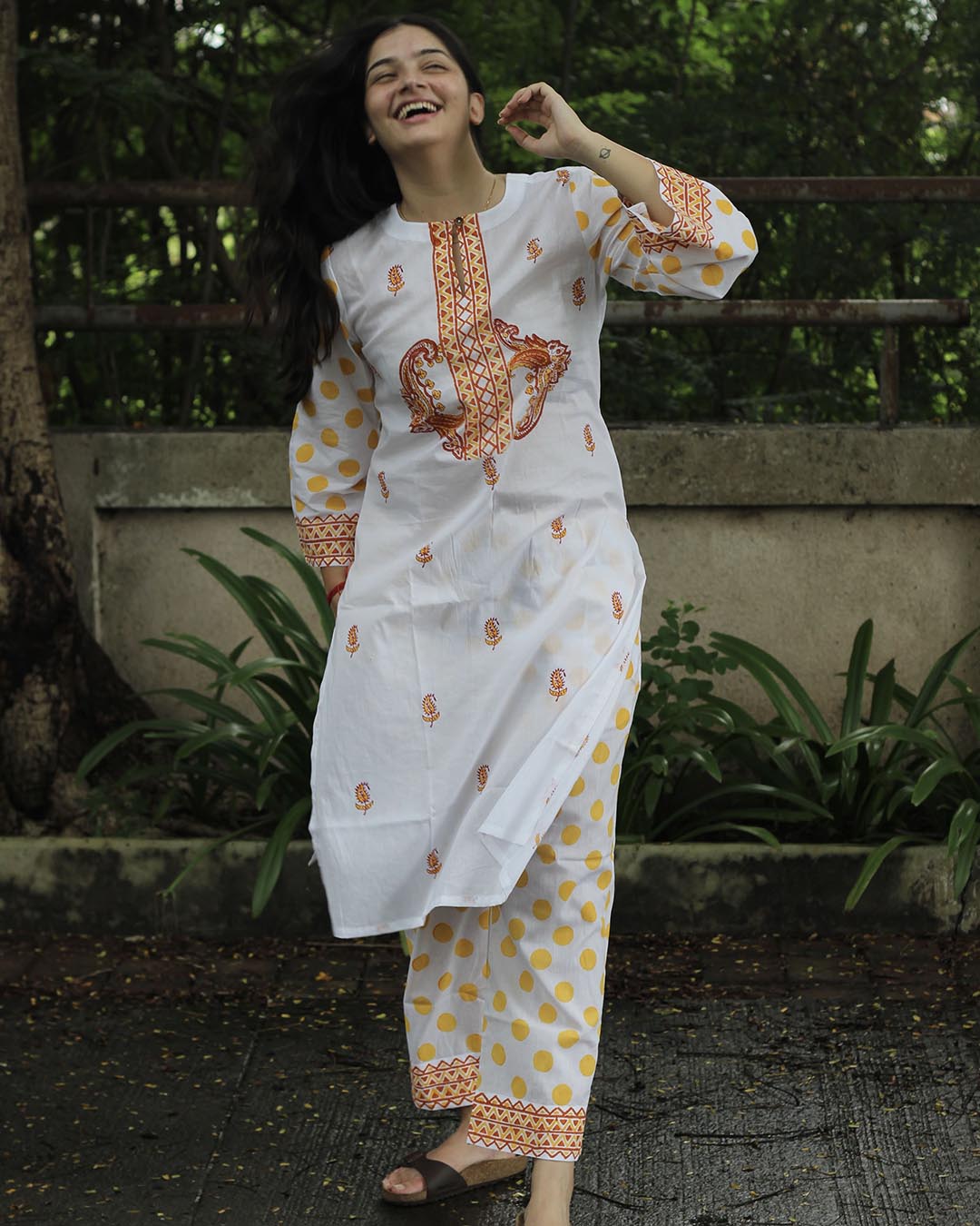 Sunny white Handblock Printed Kurta Set- Set of 2