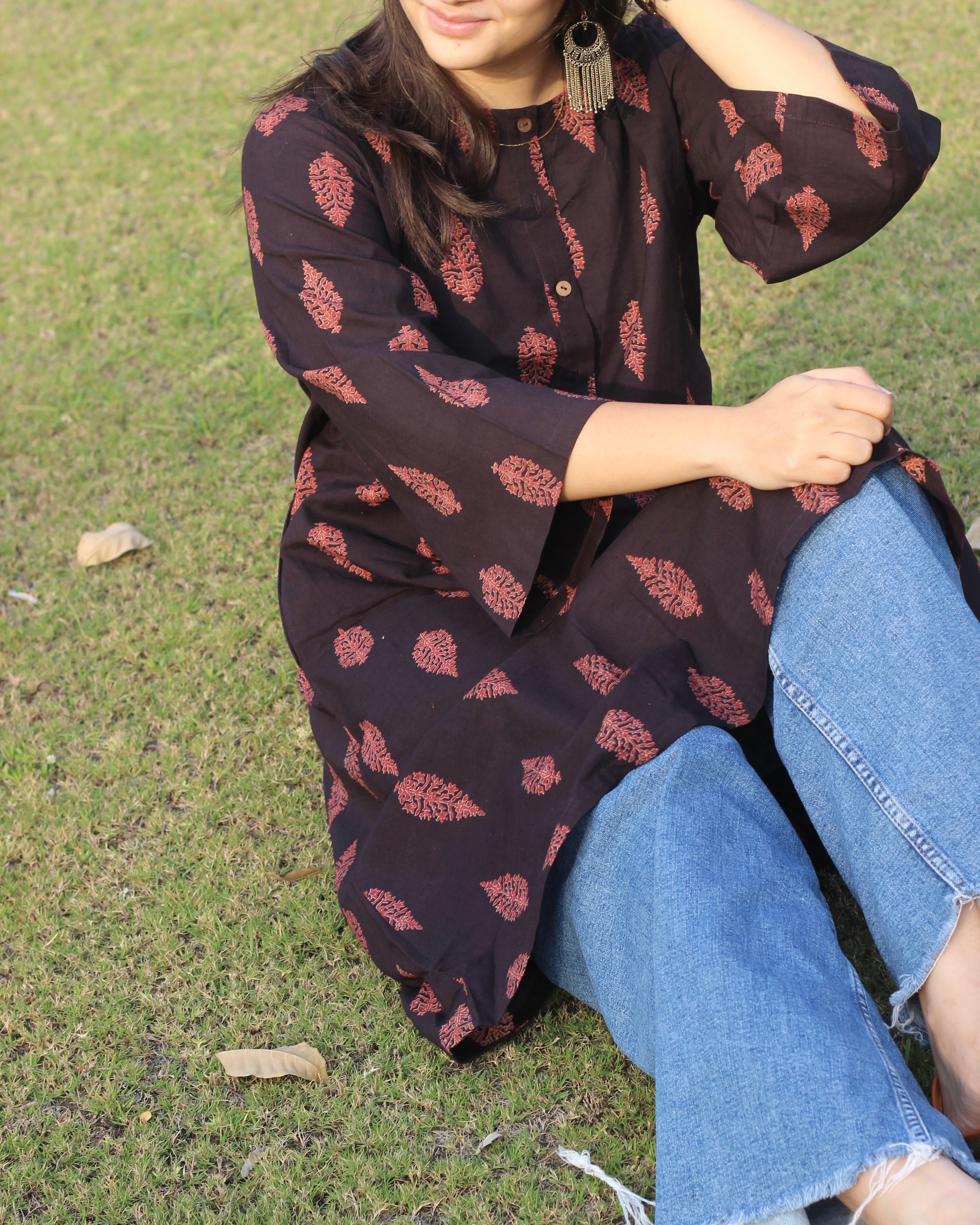Handblock print top in black 