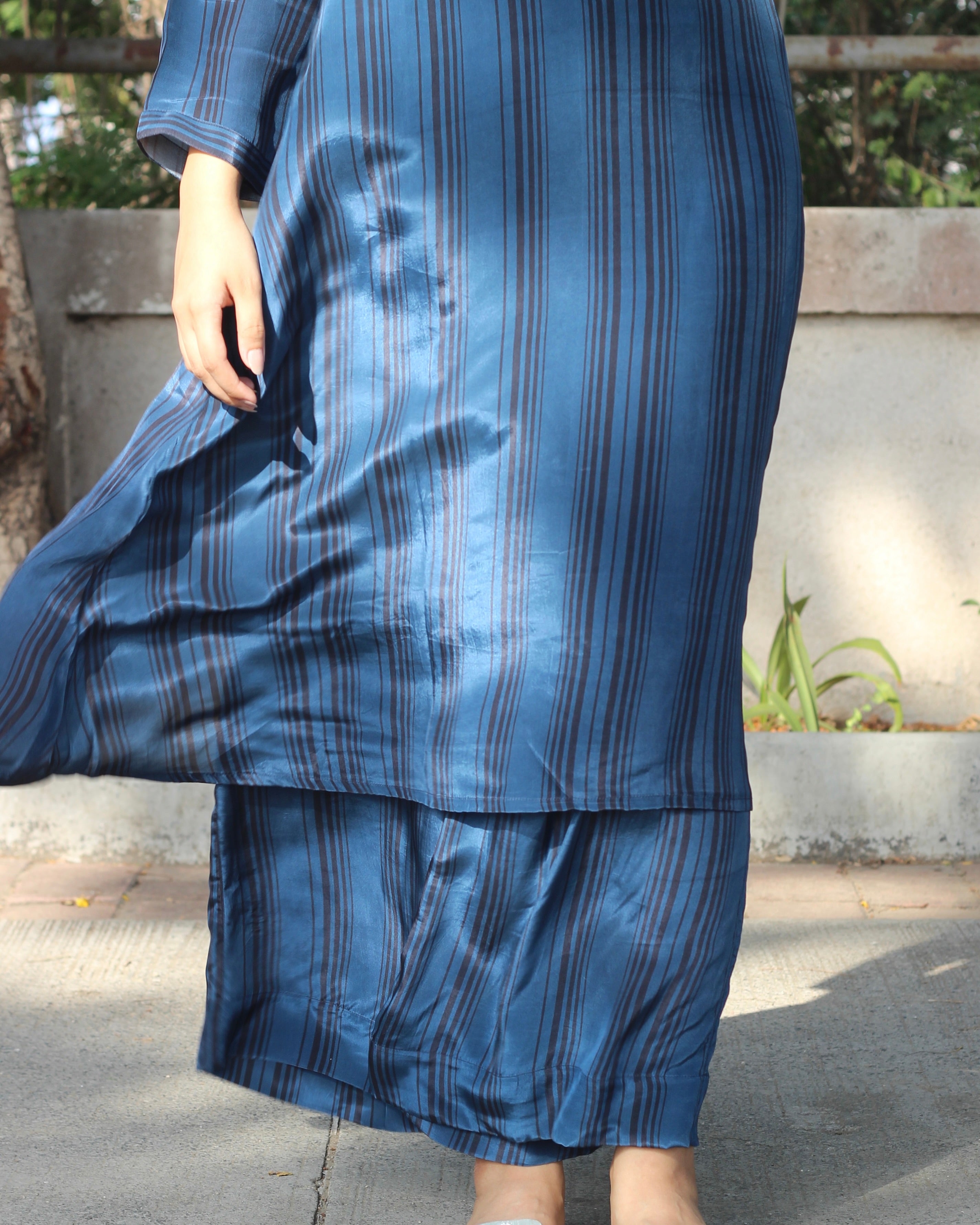 Rich Dark Blue Pure Crepe Kurta Set with V-Neck, 3/4 Sleeves, and Pockets - Available in Floral and Stripes Styles