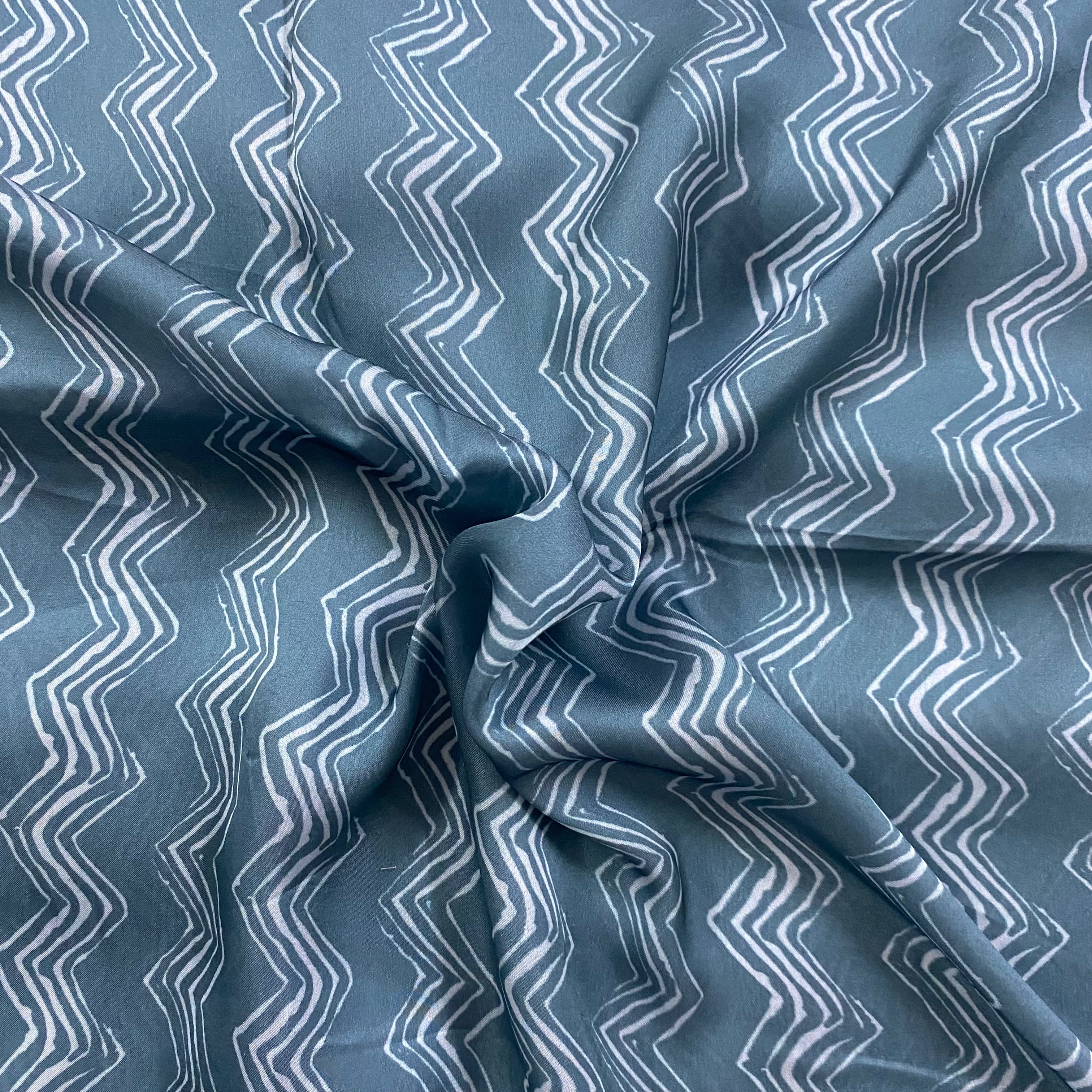 Zig zag print on georgette satin fabric per meter