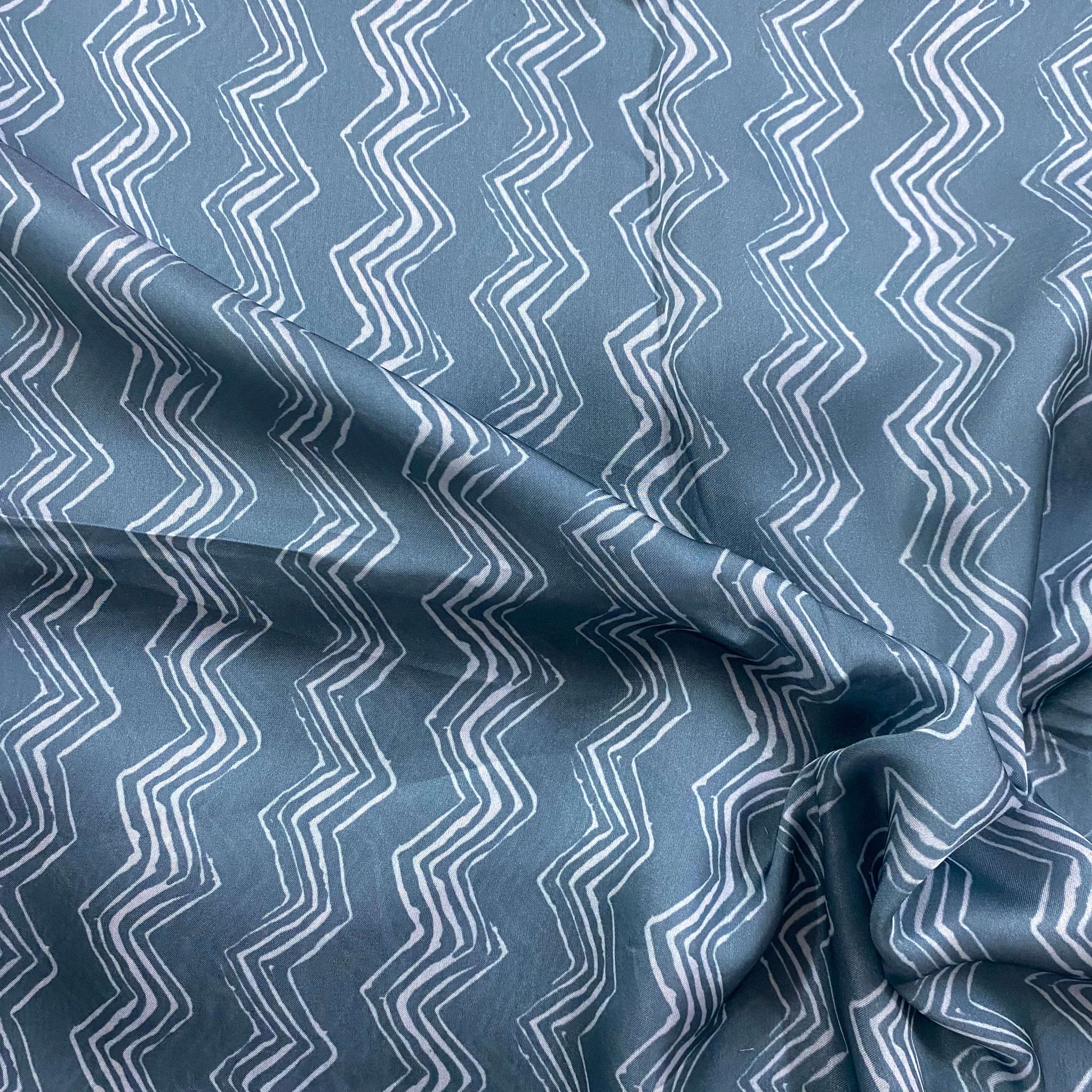 Zig zag print on georgette satin fabric per meter