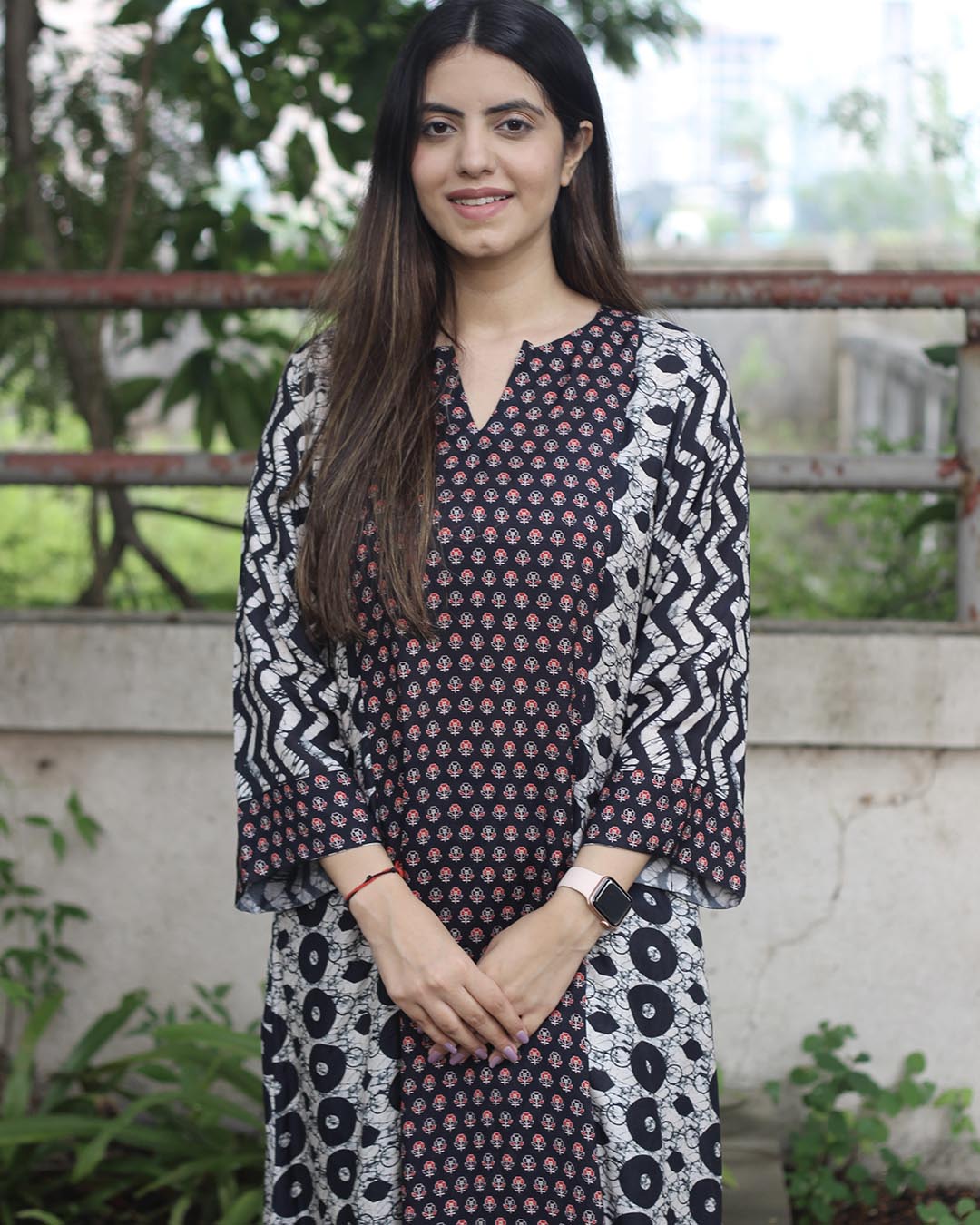 Monochrome Pure Muslin Kurta Pant Set