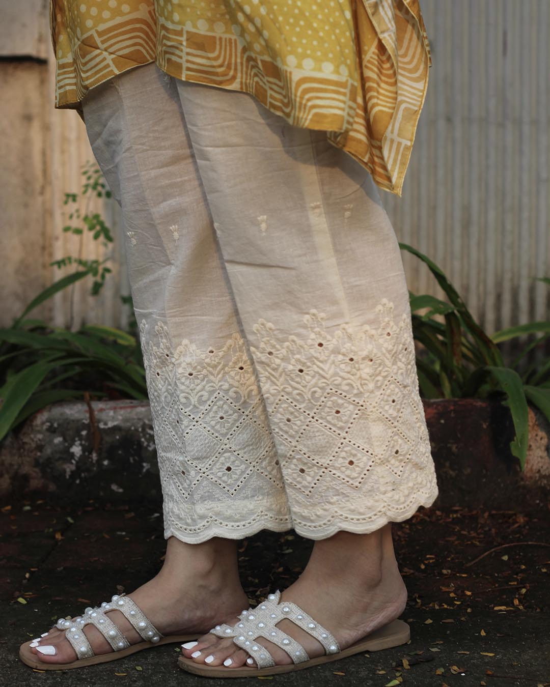 Off-White Hakoba Detailed Palazzo Pants