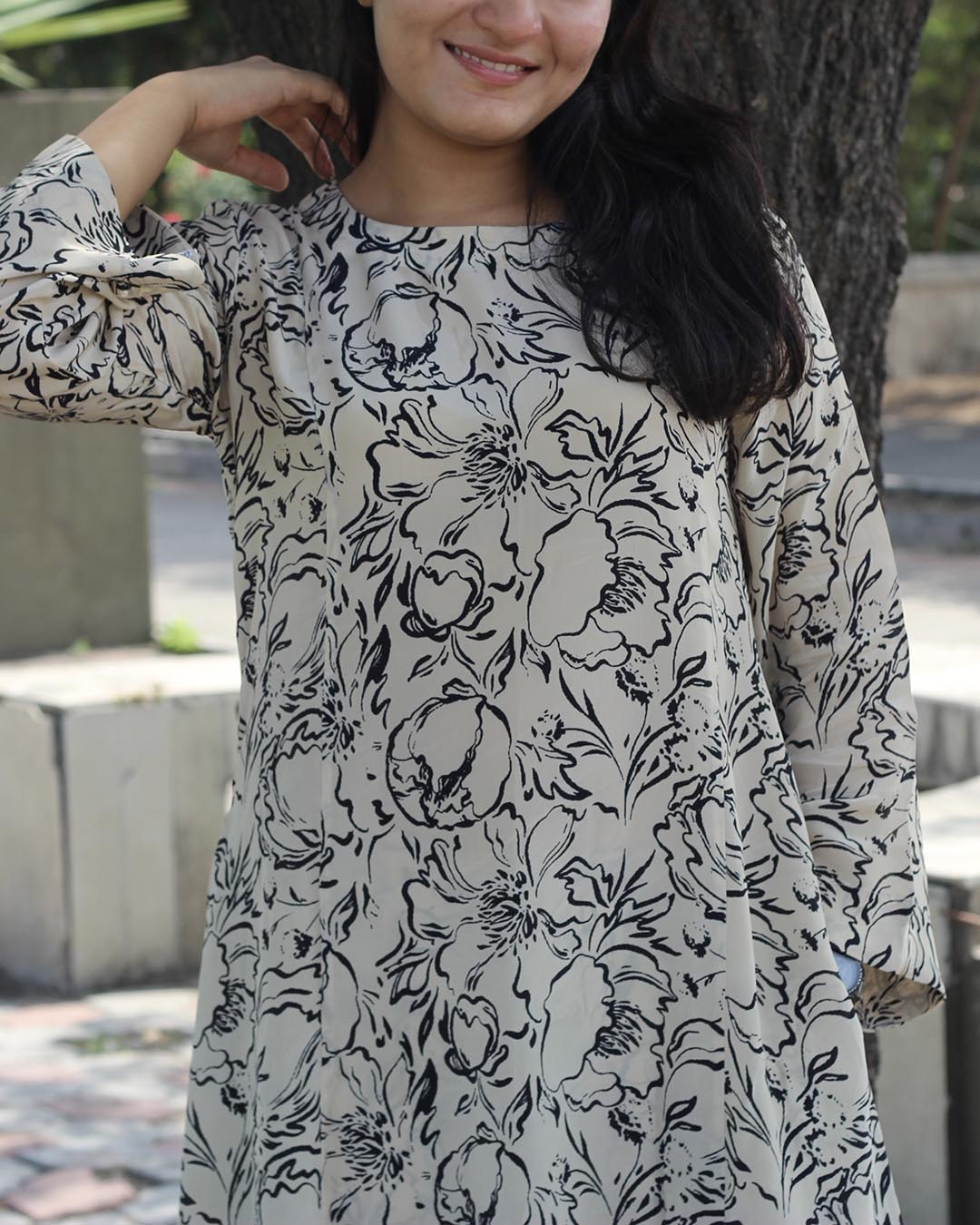 Whispering Flora Pure Crepe Kurta Set - Set of 2