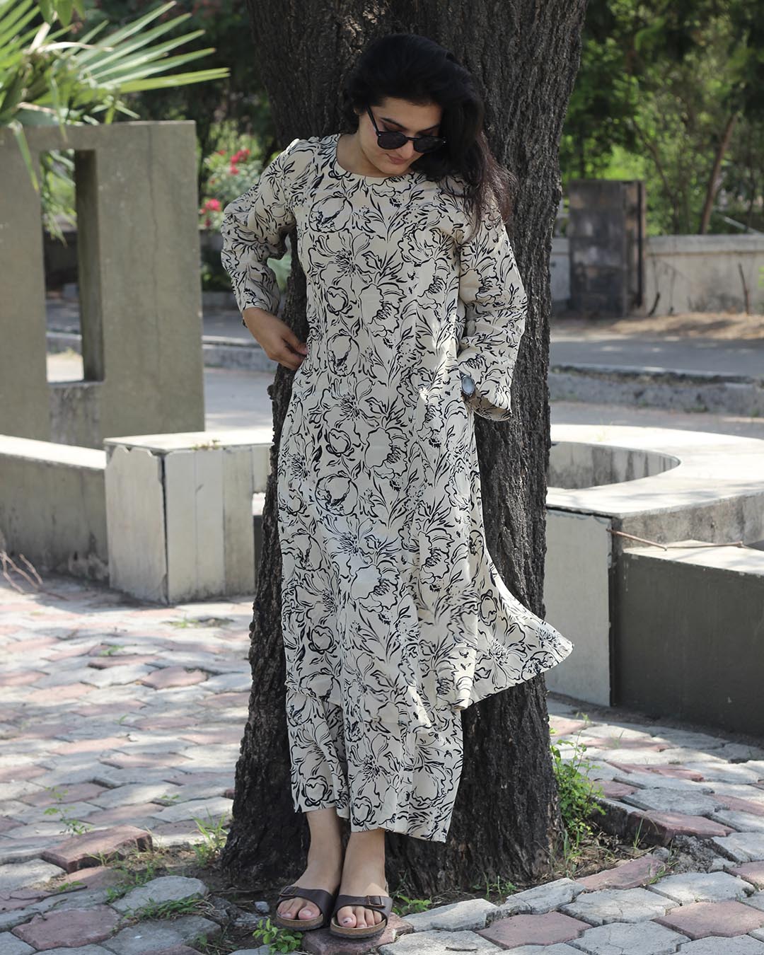 Whispering Flora Pure Crepe Kurta Set - Set of 2