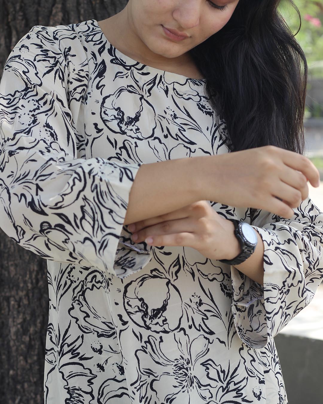 Whispering Flora Pure Crepe Kurta Set - Set of 2