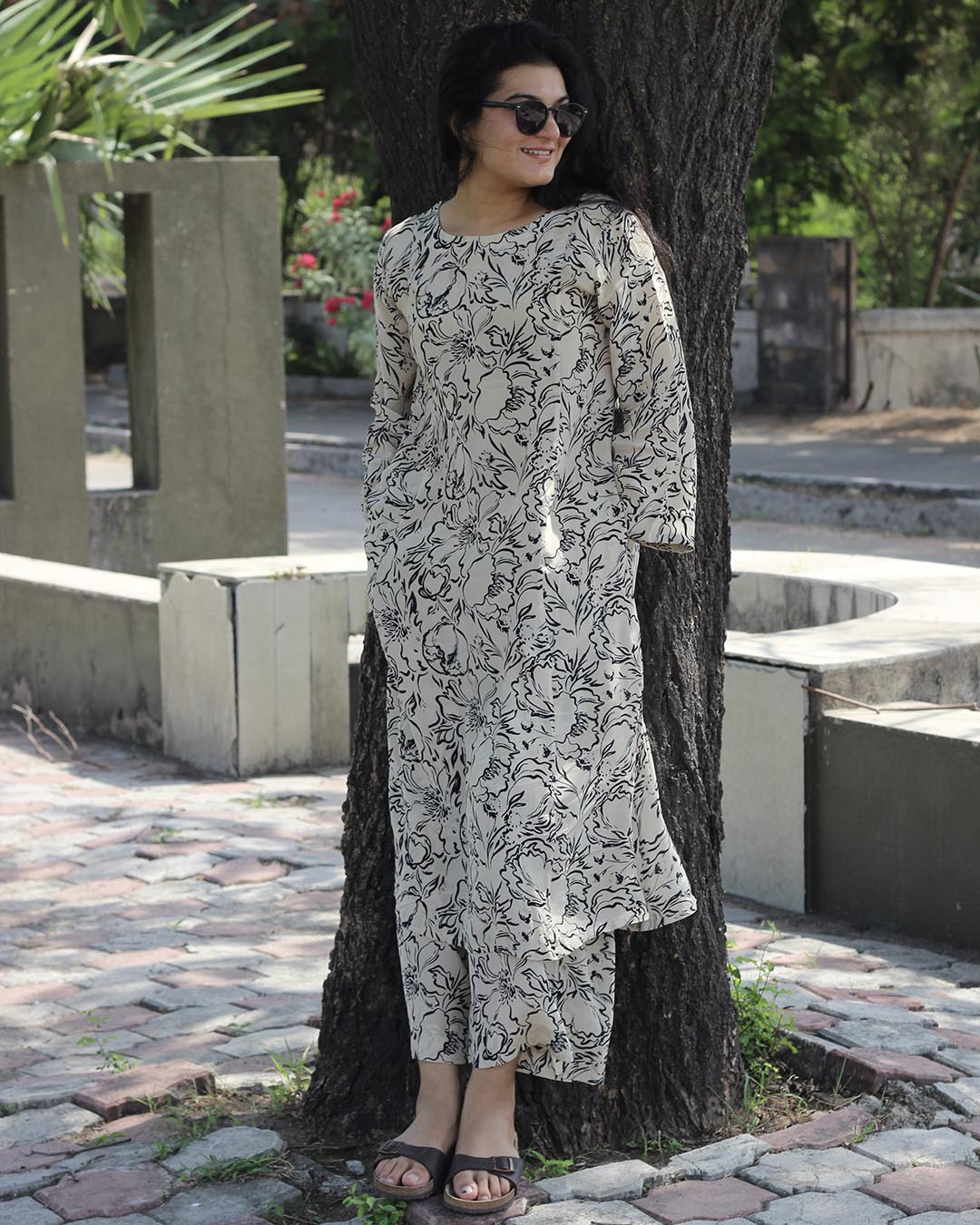 Whispering Flora Pure Crepe Kurta Set - Set of 2