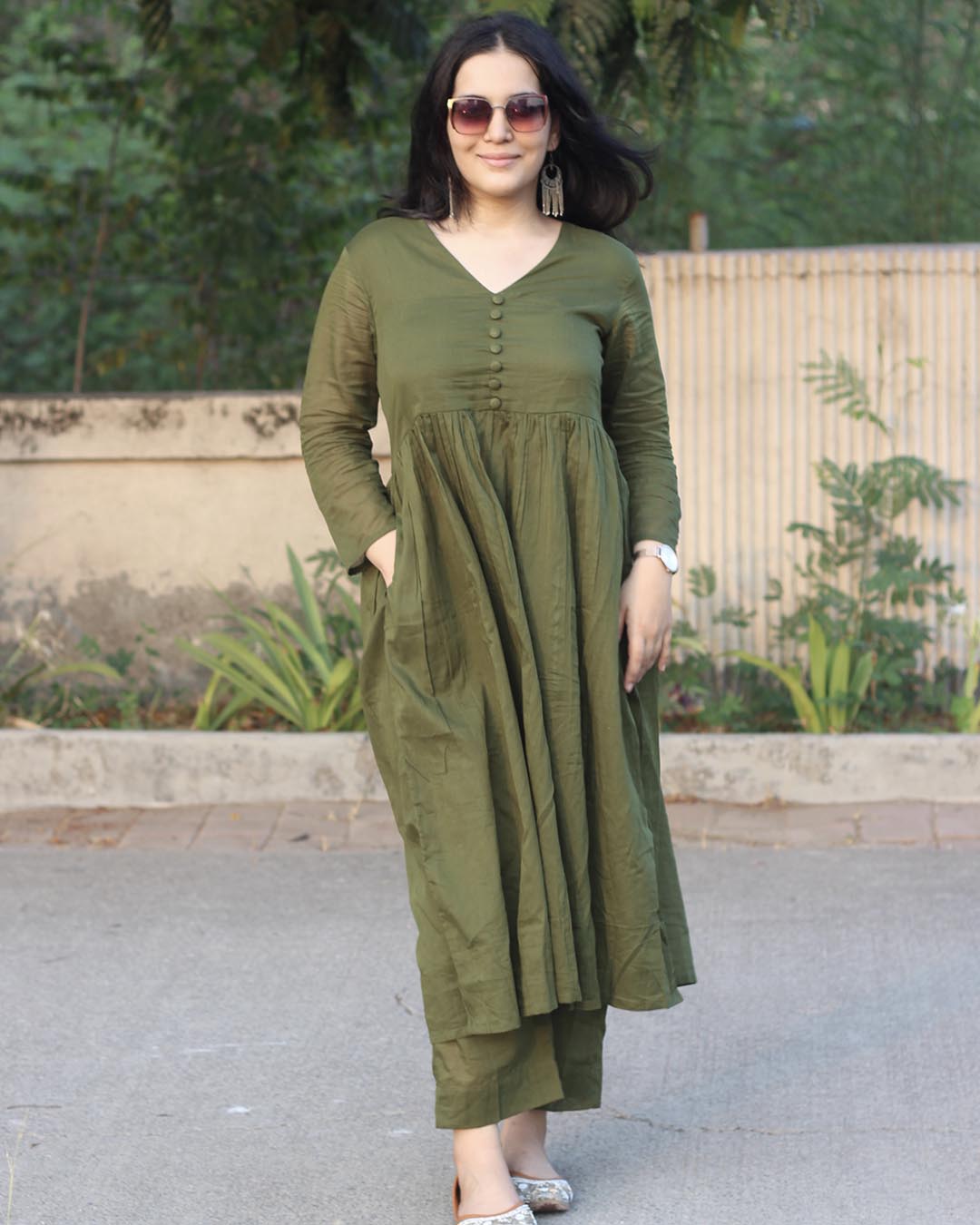Best seller : Olive green mul cotton kurta set