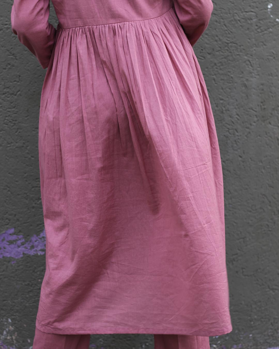 Solid dusty pink mul cotton kurta pant set - Set of 2