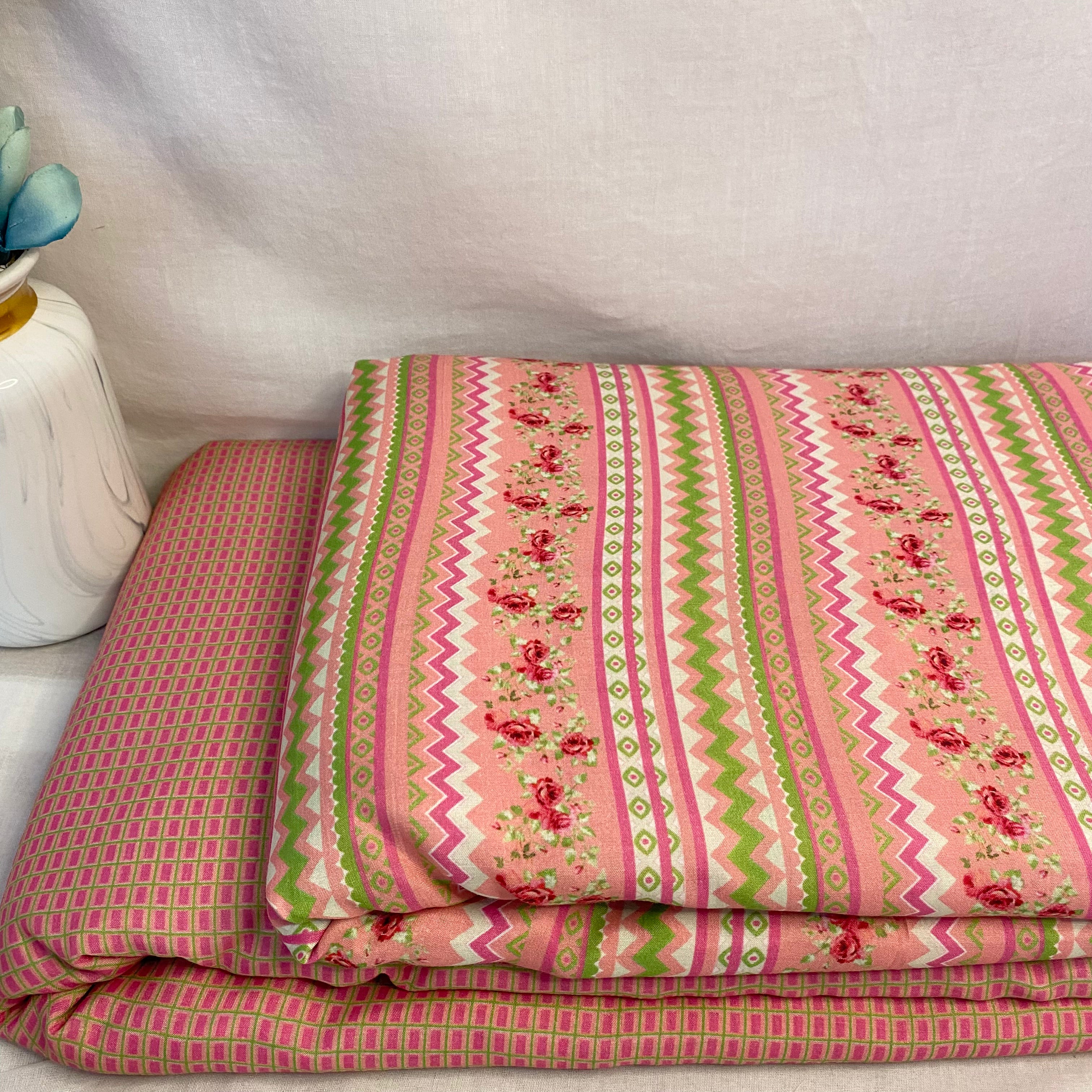 Delicate floral top with small print bottom on muslin, per meter price