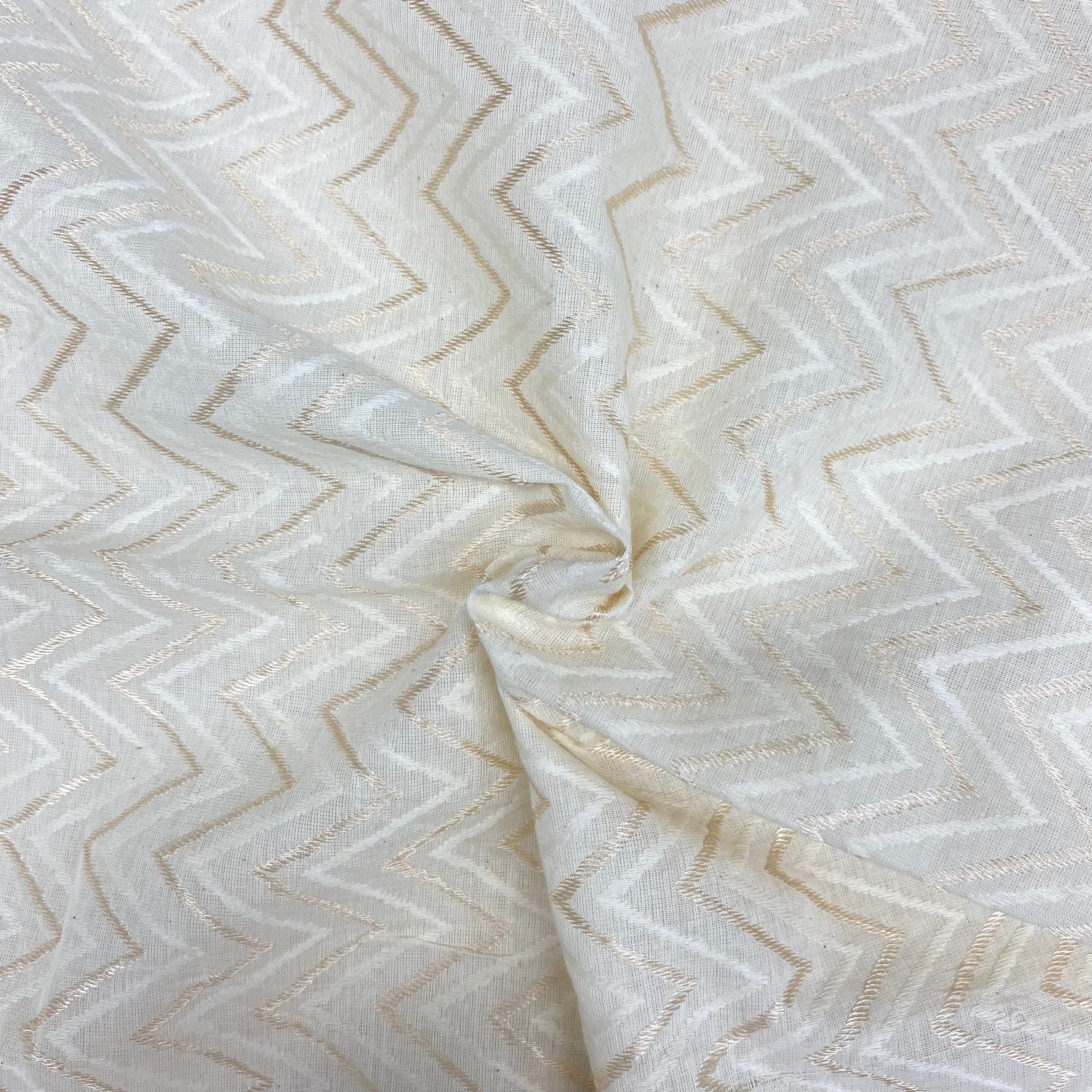 Off white zigzag patterned dyeable cotton fabric