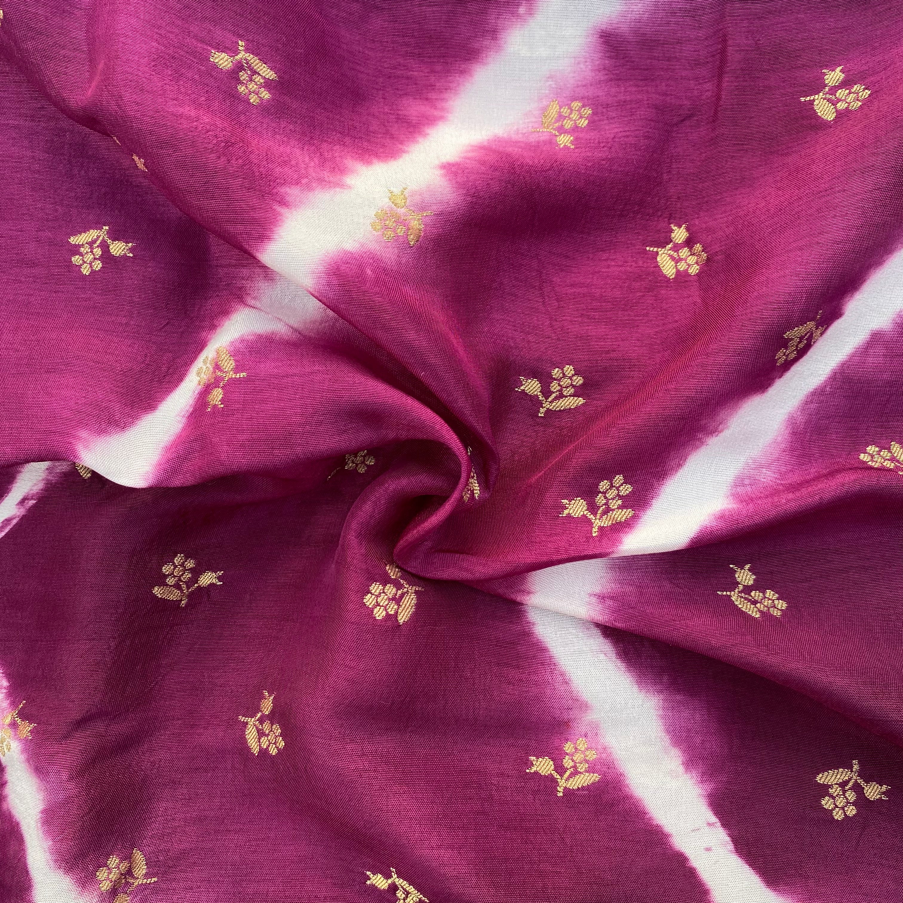 Leheriya print with jacquard flowers on pure dola silk fabric