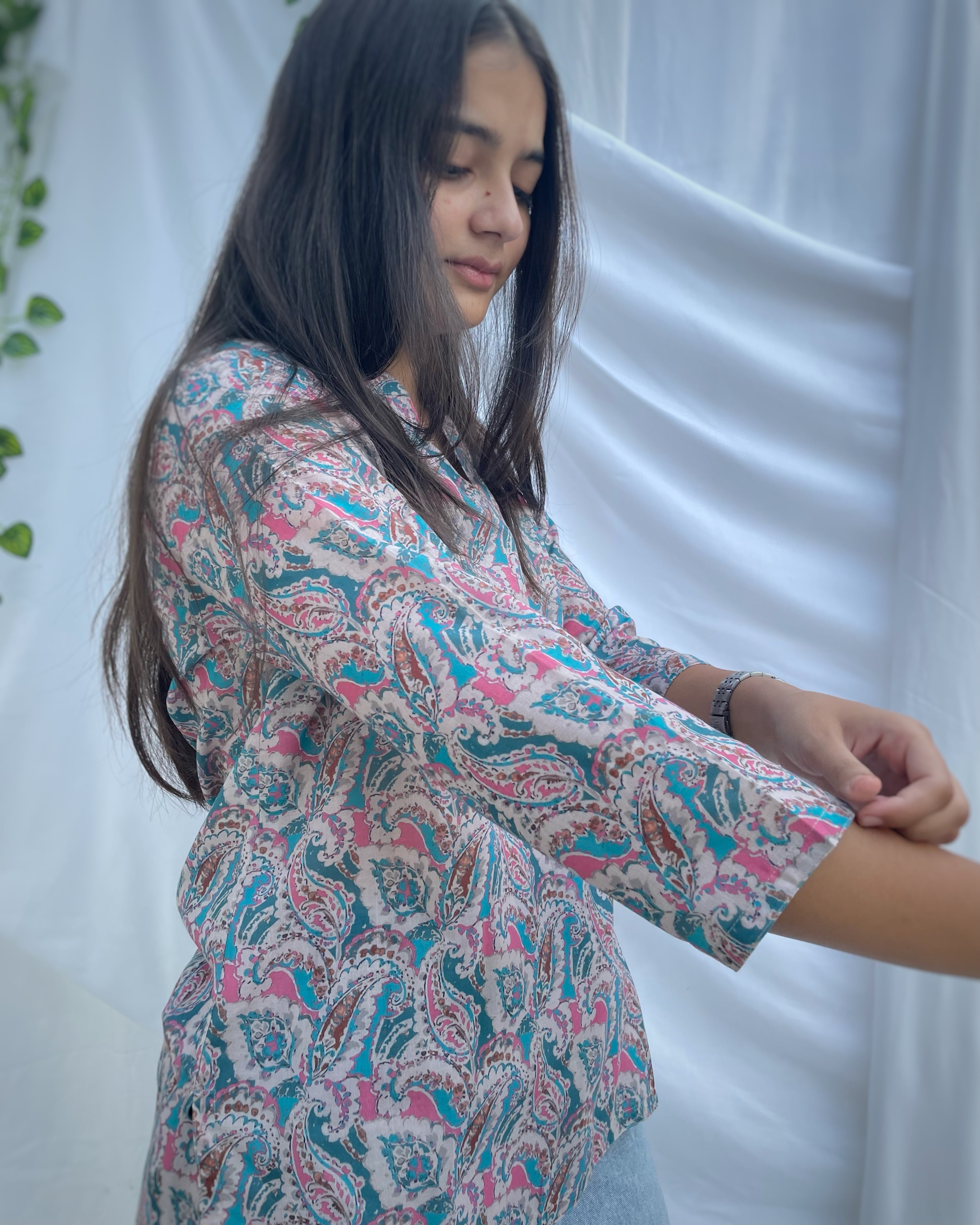 Paisley blue print on Mul cotton short kurta - indiefabstore