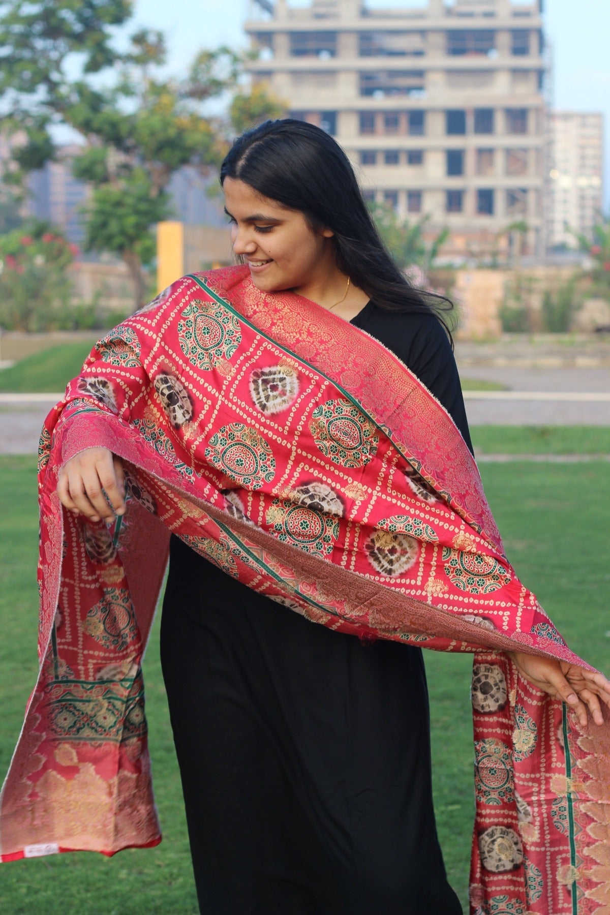 *Restocked* - Ajrakh & Bandhani border Jacquard dupatta - indiefabstore