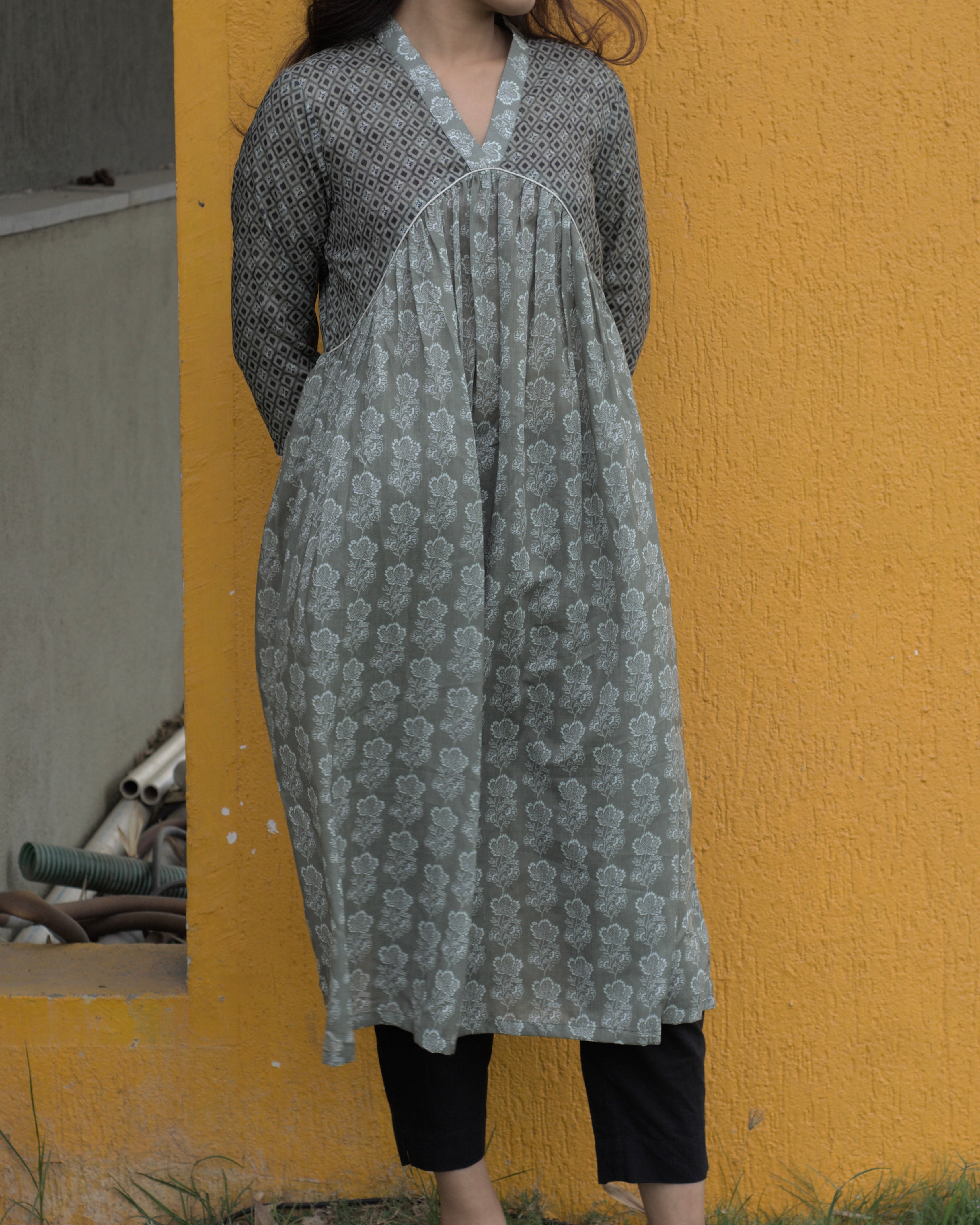 Summer print Alia cut mul cotton kurta - indiefabstore